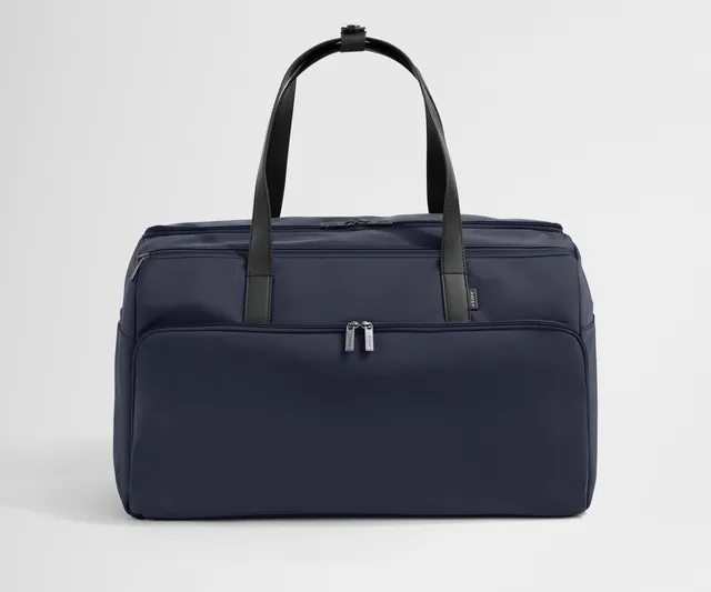 away-garment-sac-voyage-navy-blue-porte-habits-cabine image 1