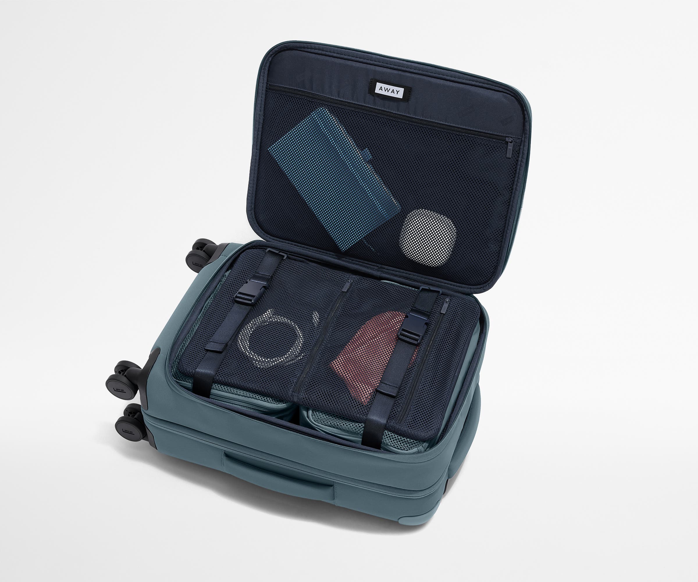 away-softside-carry-on-valise-cabine-bleu-coast-extensible image 5