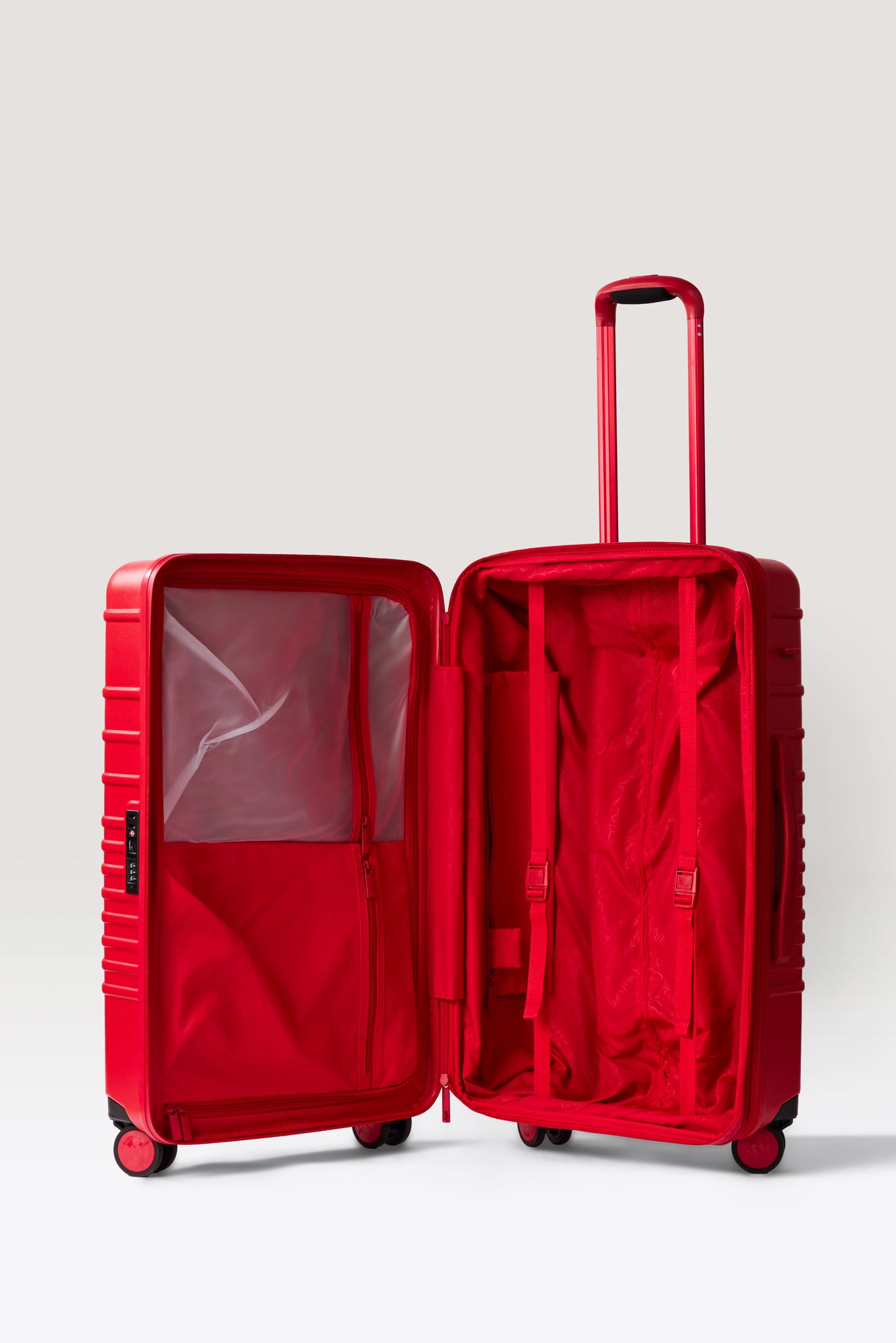 beis-disney-medium-roller-valise-mickey-rouge-rigide image 2
