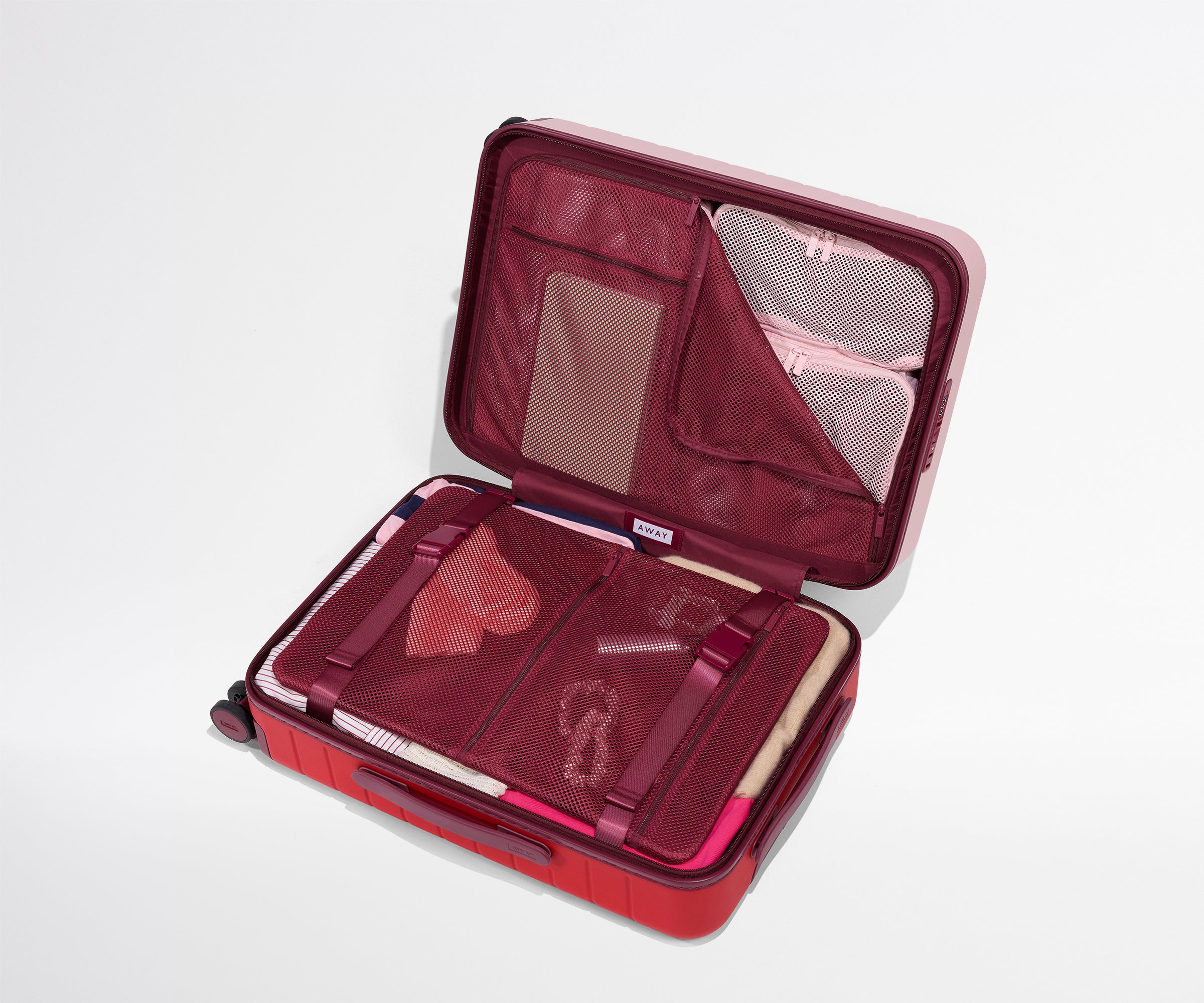 away-the-bigger-carry-on-valise-cabine-large-amour image 3