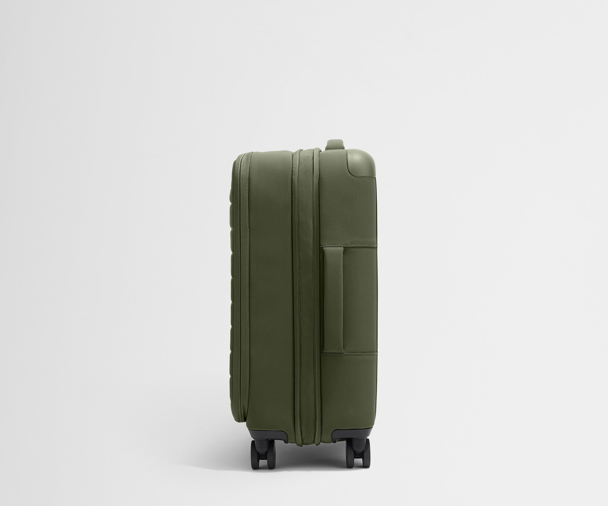 away-bigger-carry-on-valise-cabine-vert-olive-souple image 3