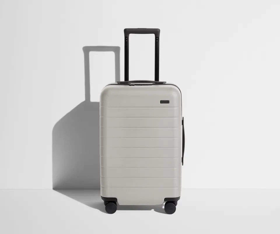 away-the-carry-on-valise-cabine-cloud-gray image 1