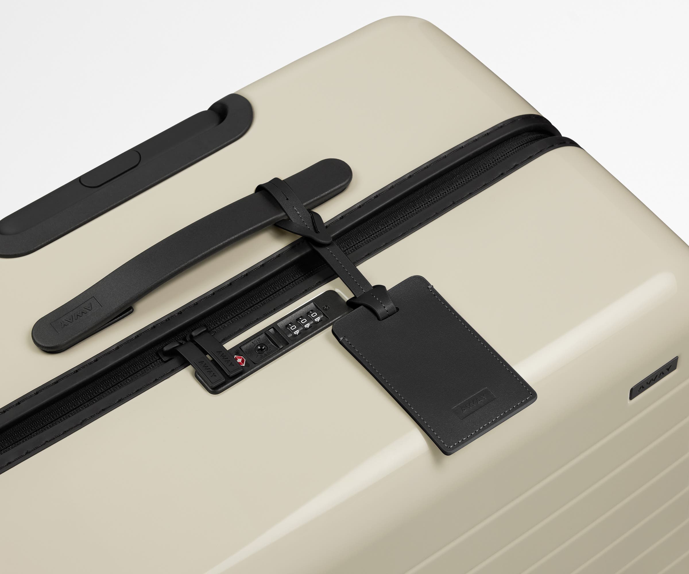 away-medium-valise-soute-salt-white-gloss-rigide image 8