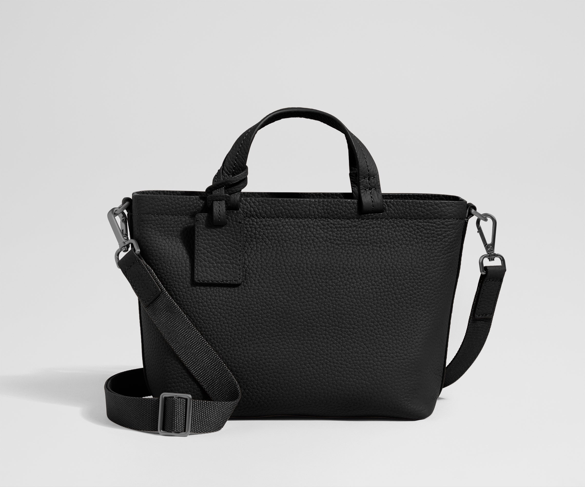 away-leather-crossbody-sac-bandouli-re-cuir-noir-jet-black image 1