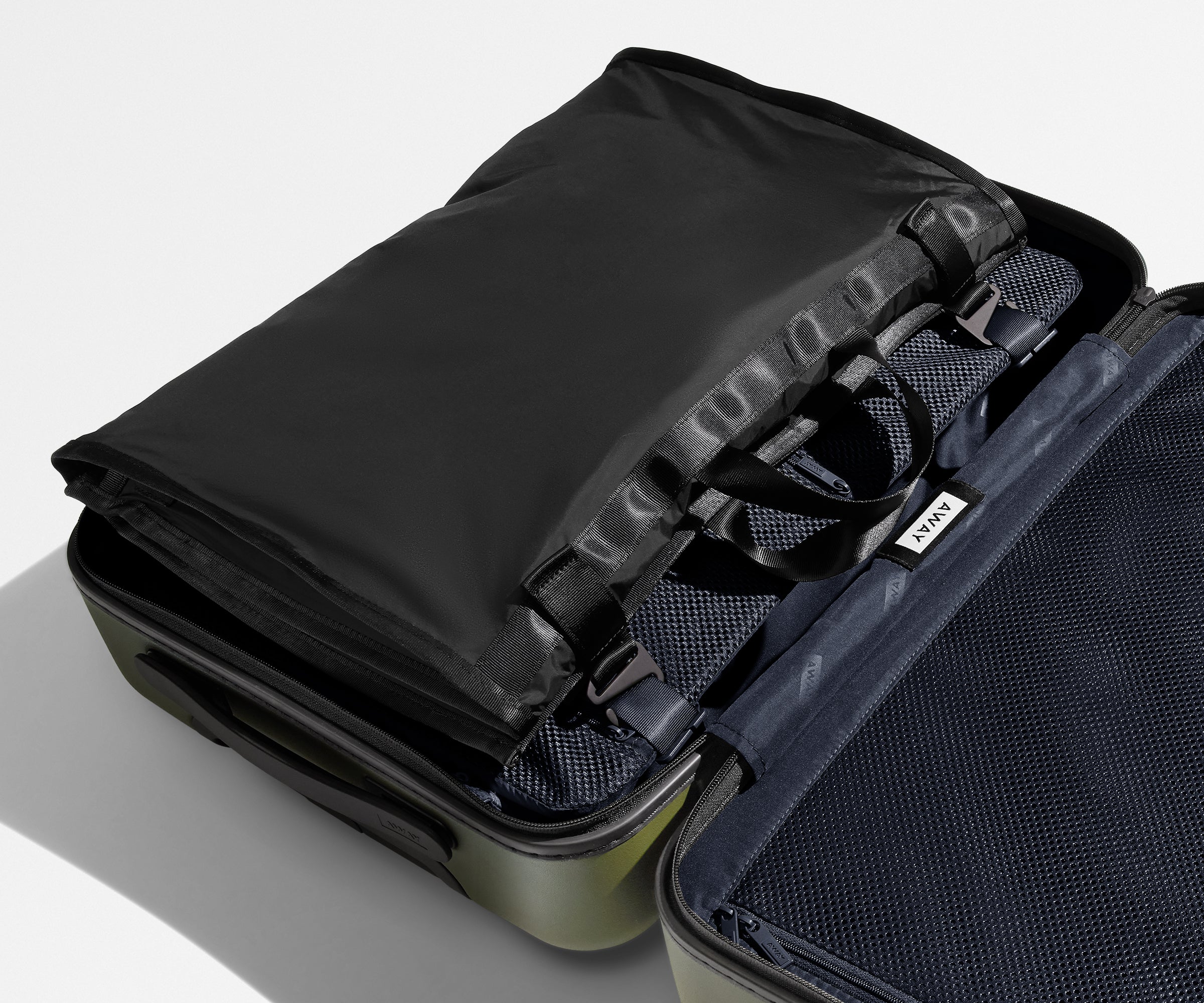 away-centerfold-housse-v-tement-jet-black-carry-on image 2