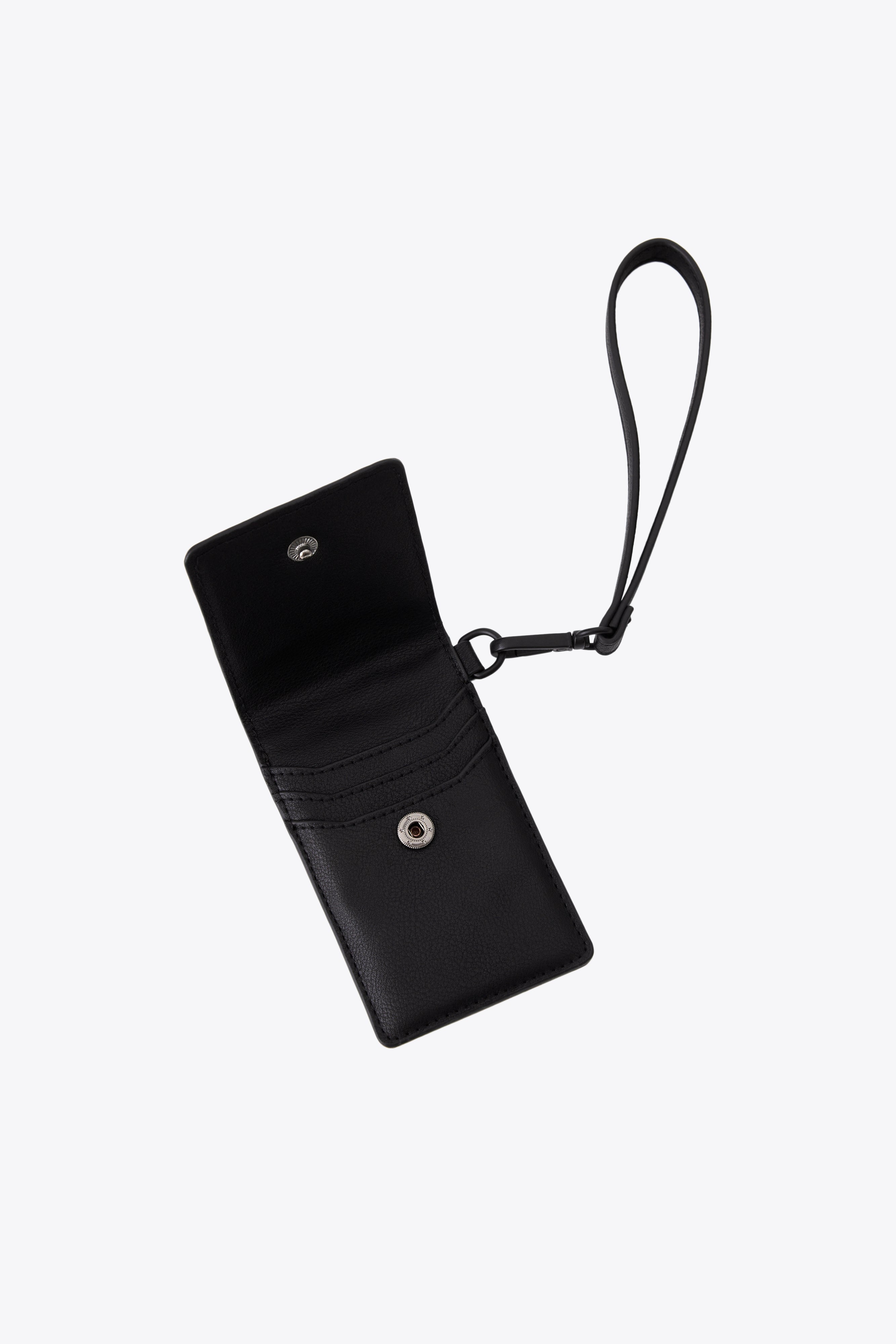 beis-the-id-wristlet-pochette-carte-noir image 3