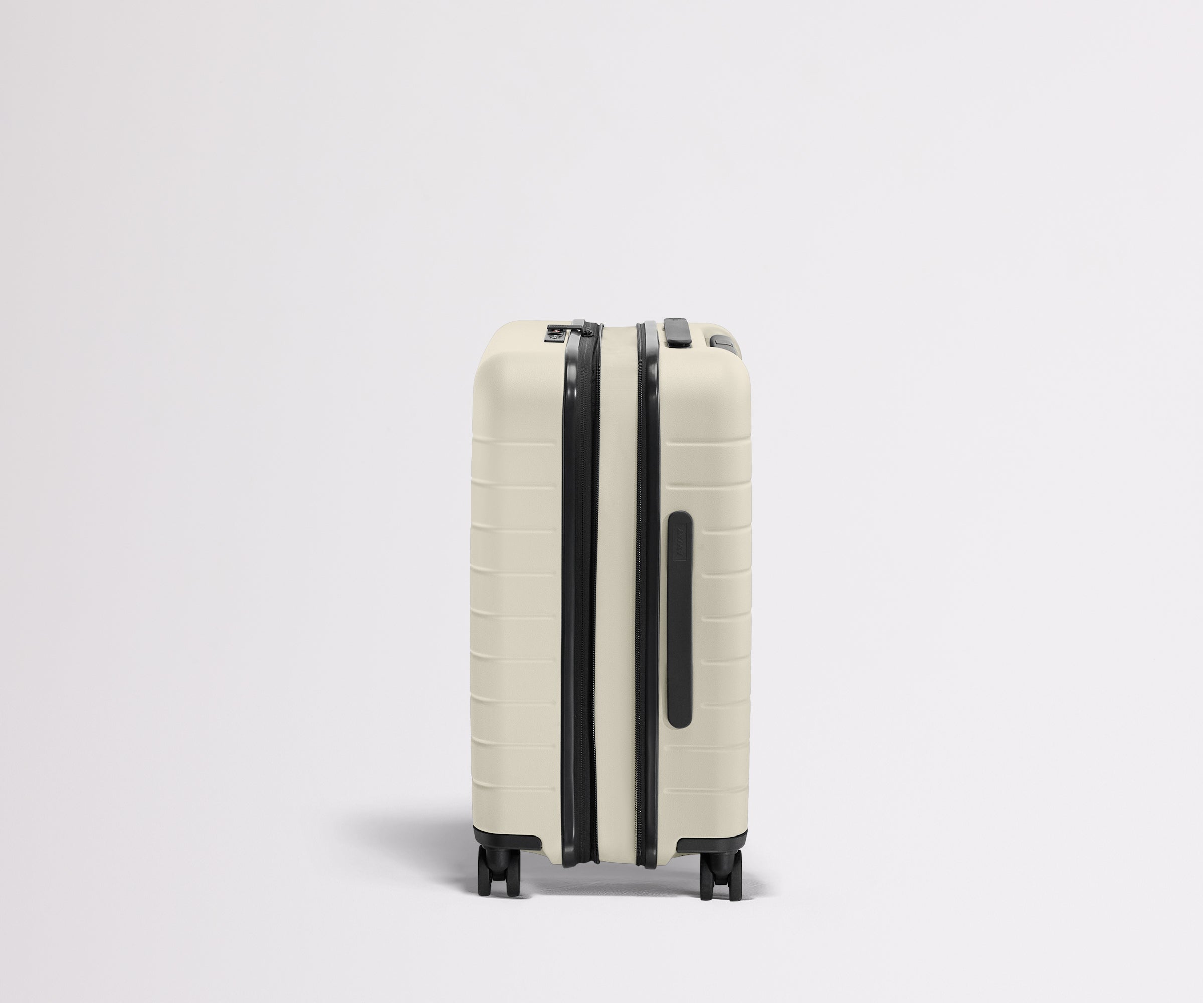 away-carry-on-flex-valise-cabine-rigide-blanche-extensible image 3