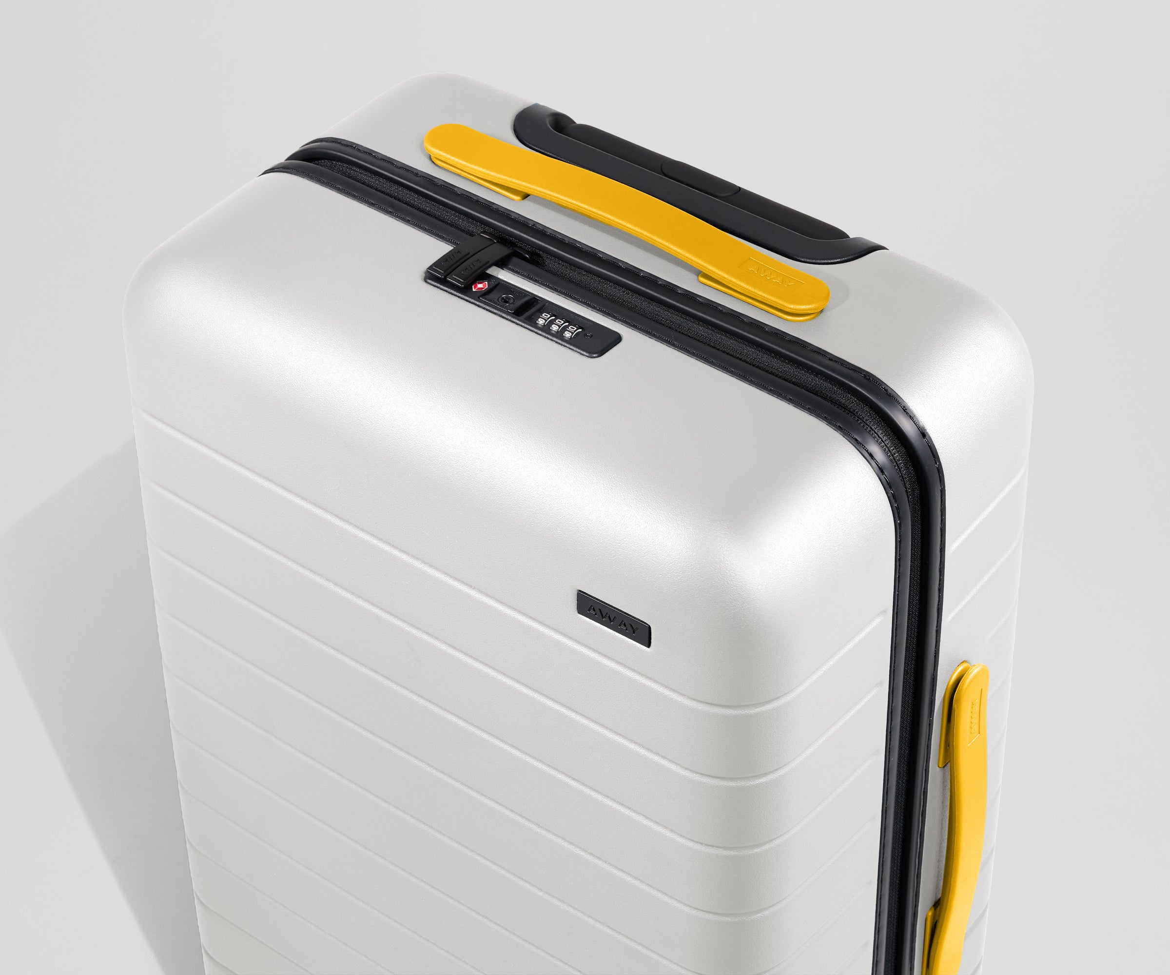 away-custom-handle-set-poign-e-valise-jaune-marigold image 2