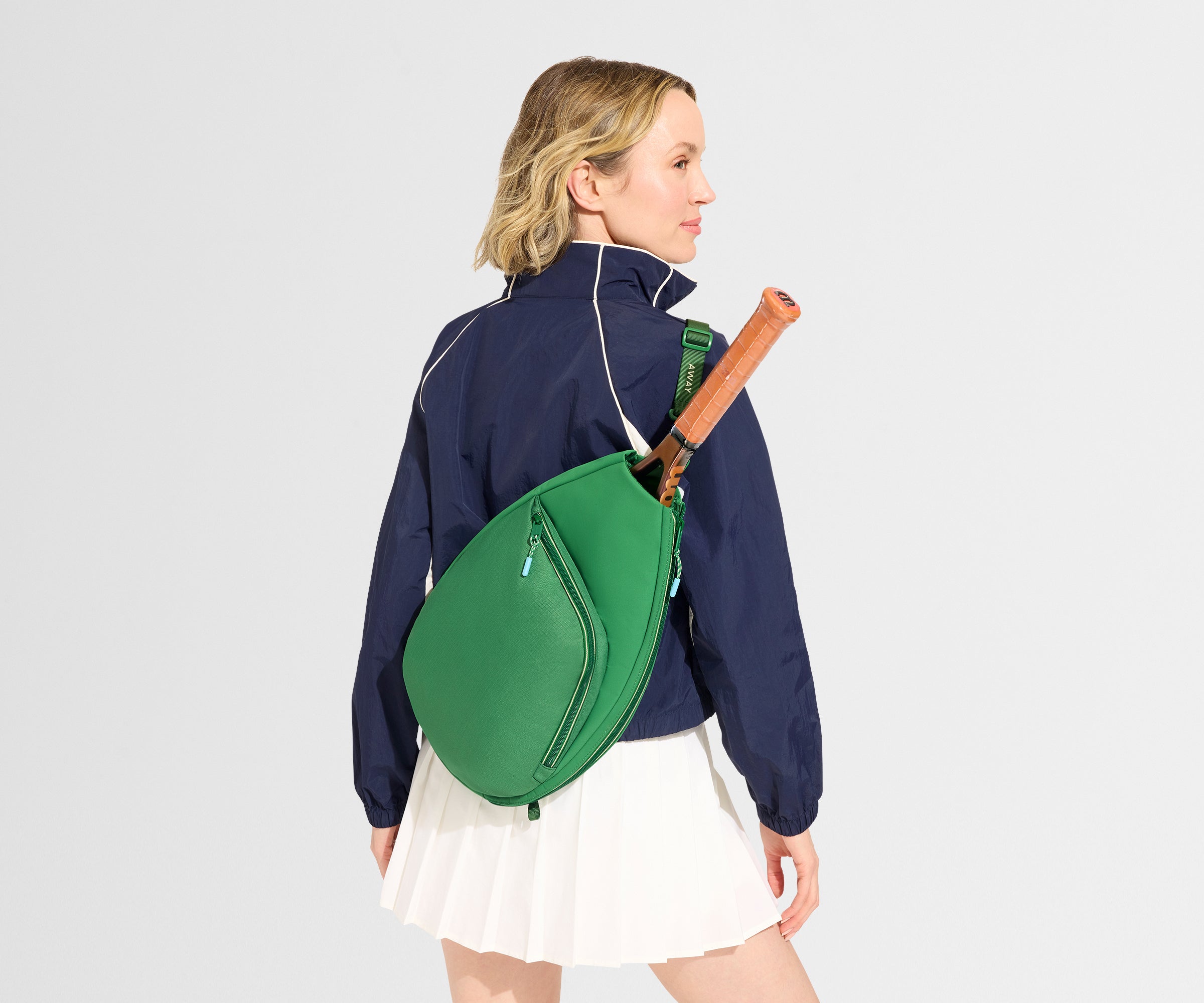 away-duffle-bags-racket-bag-clubhouse-green-sac-tennis-imperm-able image 4