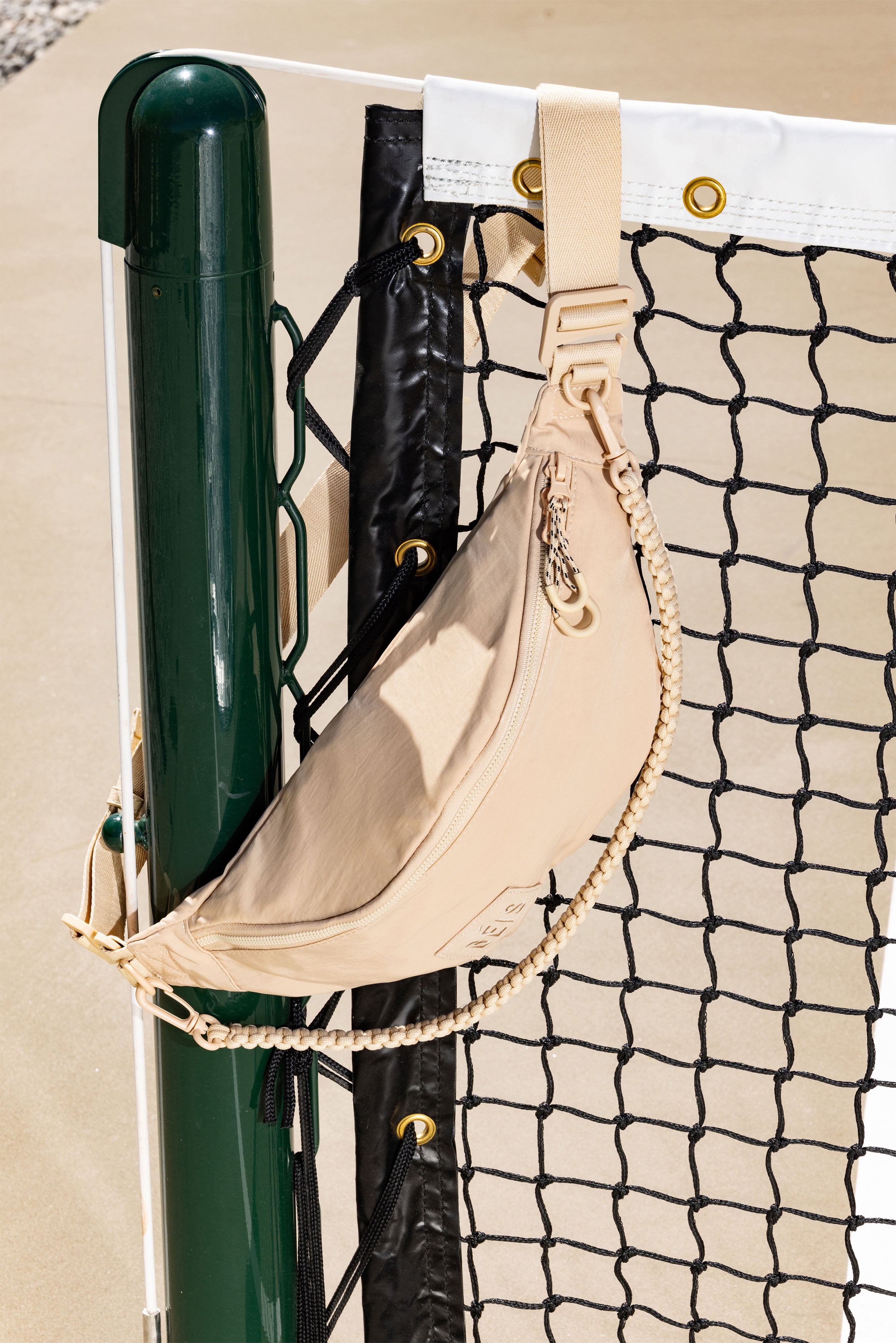 beis-the-sport-pack-sac-banane-beige-l-ger-randonn-e image 6