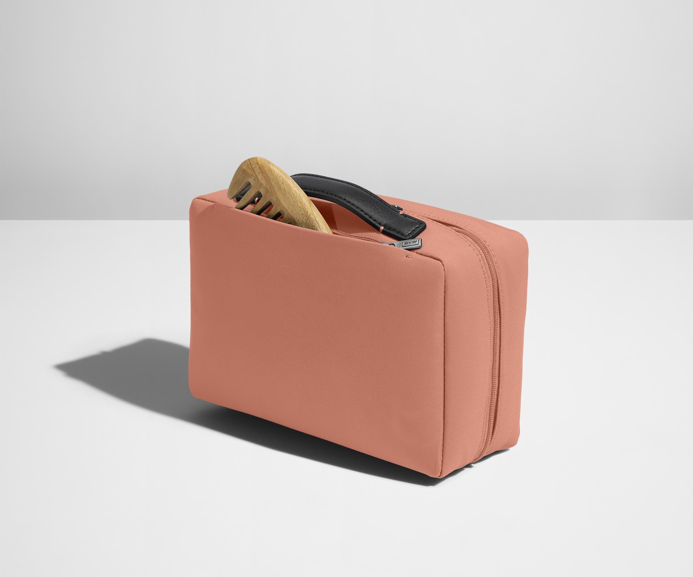 away-small-toiletry-bag-trousse-toilette-clay-pink-petite image 4