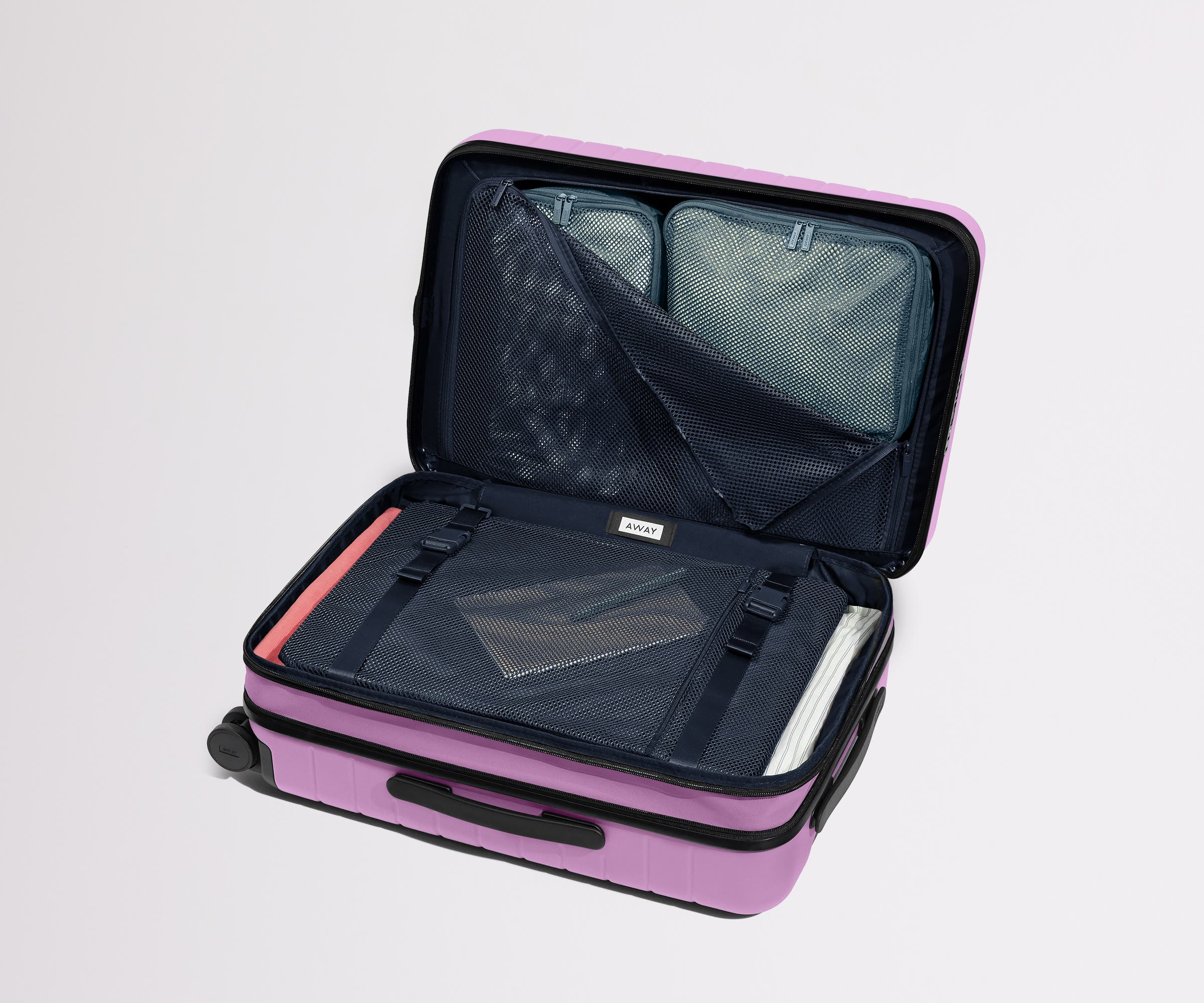 away-bigger-carry-on-flex-valise-cabine-extensible-mauve image 5