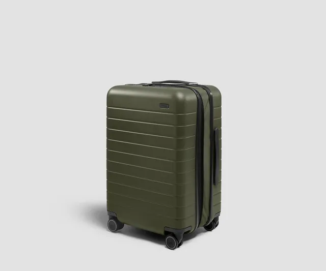 away-bigger-carry-on-flex-3-valise-cabine-vert-olive-green image 1