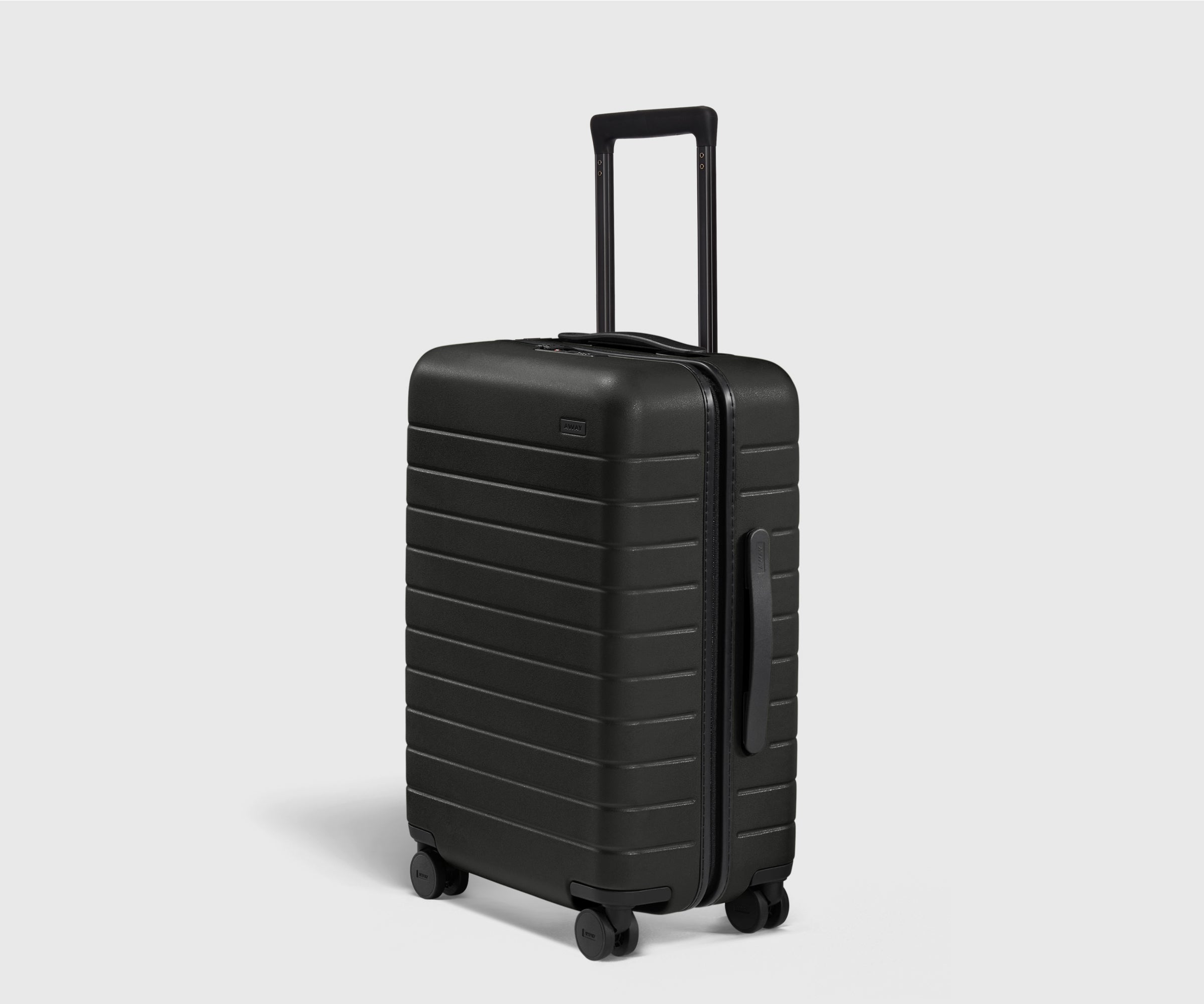 away-bigger-carry-on-valise-cabine-jet-black-noir-rigide image 6
