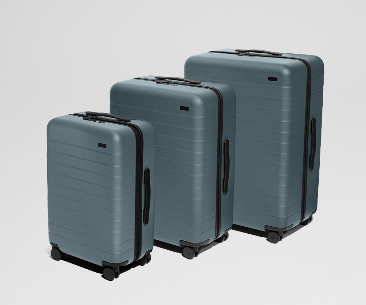 away-jetsetter-bundle-set-3-valises-rigides-assorties image 1