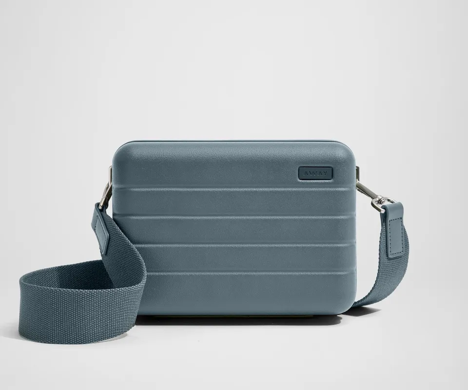 away-mini-crossbody-sac-bandouli-re-bleu-coast-rigide image 1