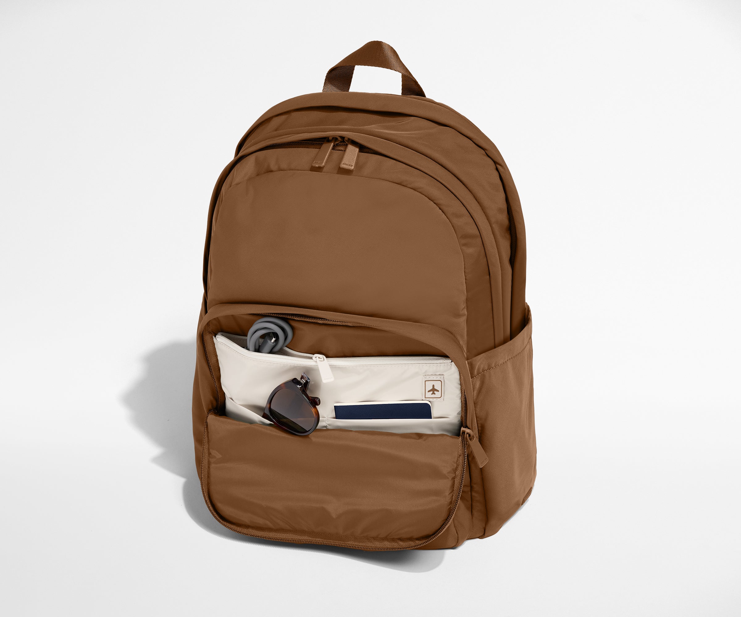 away-large-featherlight-backpack-sac-dos-amaro-brown image 6