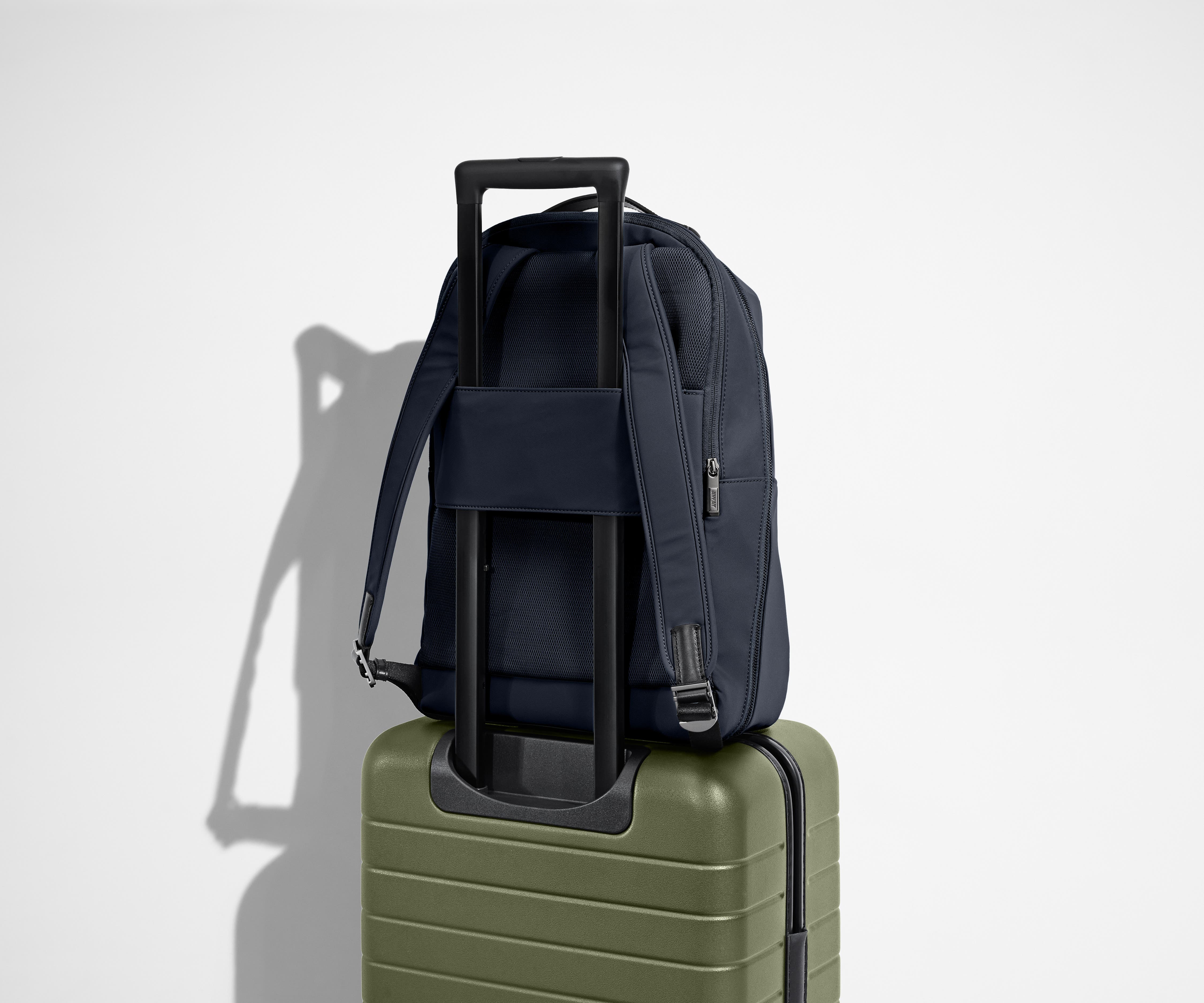 away-everywhere-zip-sac-dos-bleu-marine-ordinateur-16 image 6