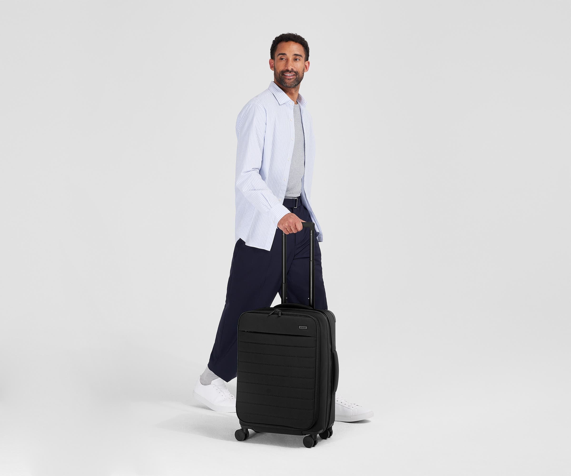 away-softside-bigger-valise-cabine-jet-black image 4