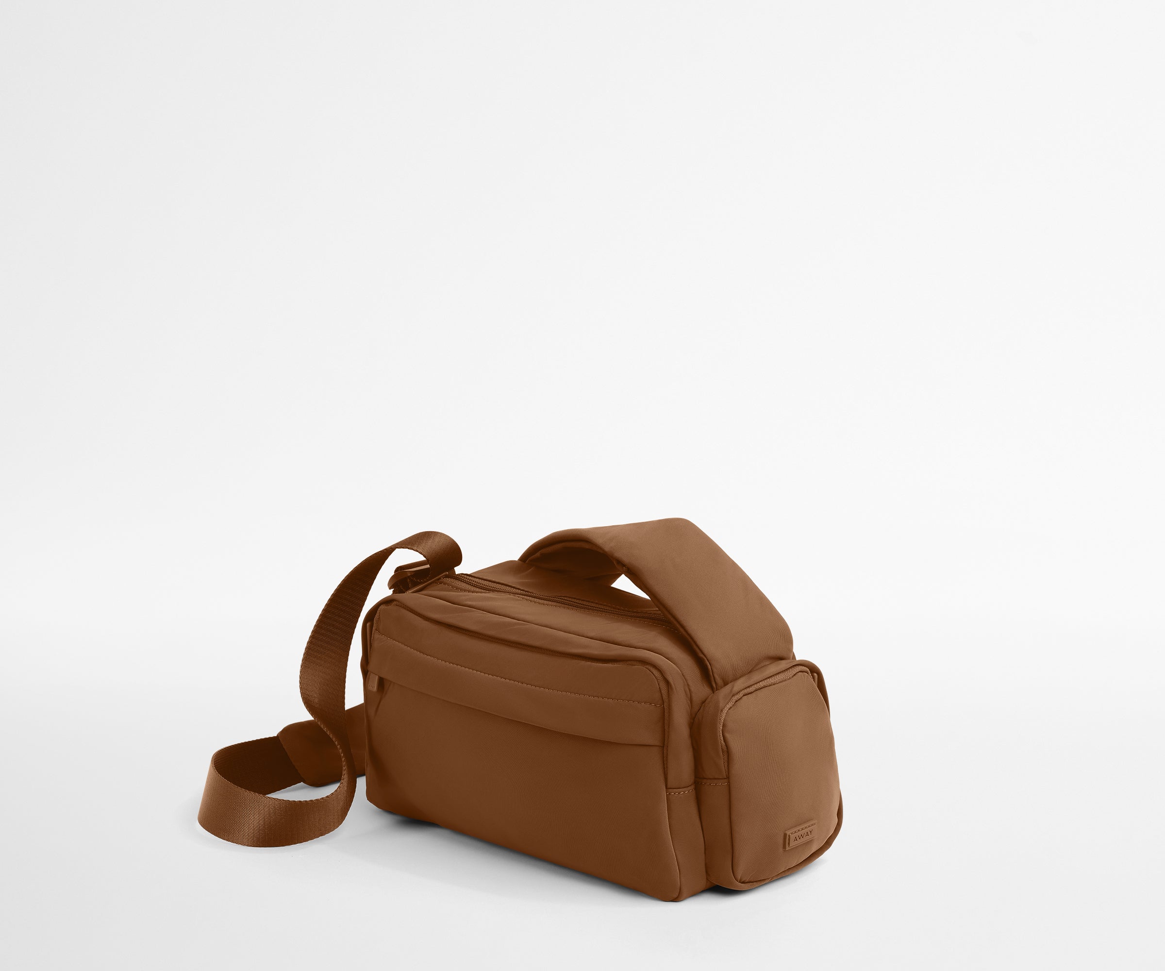 away-featherlight-cargo-pack-sac-banane-amaro-brown image 2