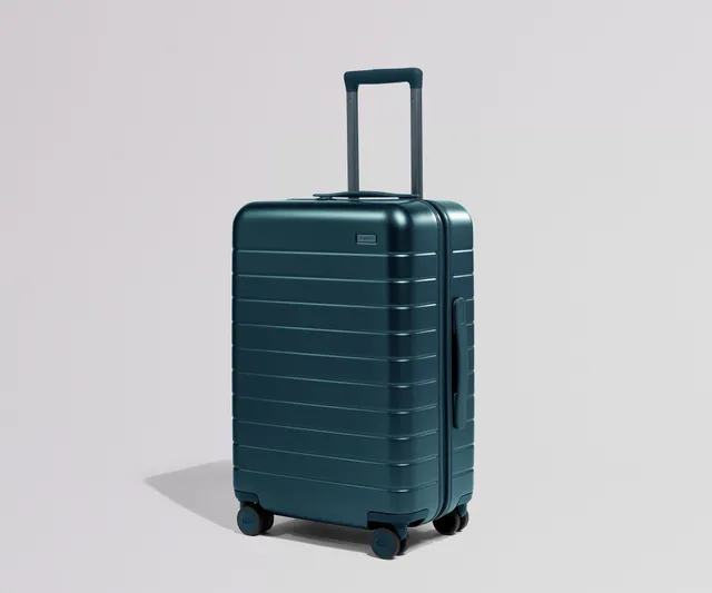 away-bigger-carry-on-valise-cabine-rigide-stormy-teal-bleu image 1