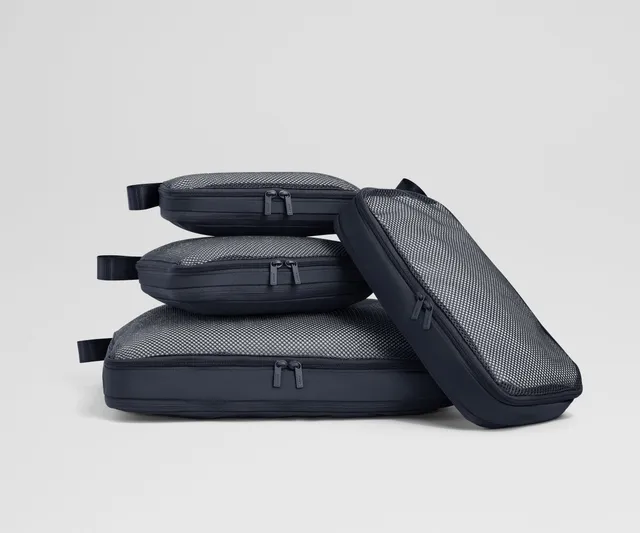 away-compression-packing-cubes-organiseur-navy-blue-recycl image 1