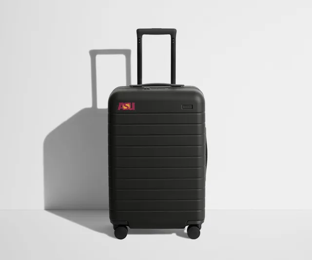 away-the-collegiate-bigger-carry-on-valise-cabine-asu-rigide image 1