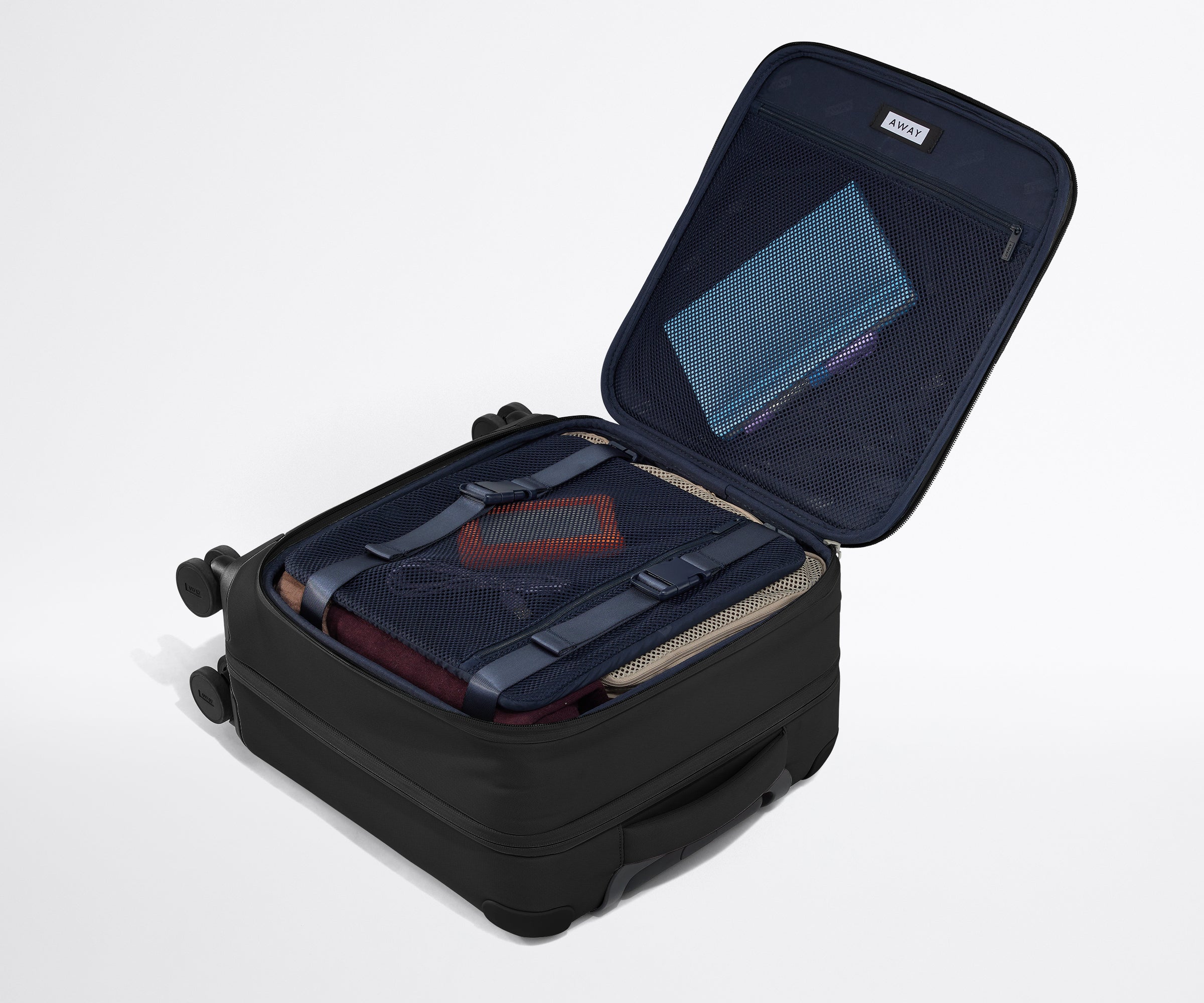 away-softside-compact-valise-cabine-souple-jet-black-nylon image 5
