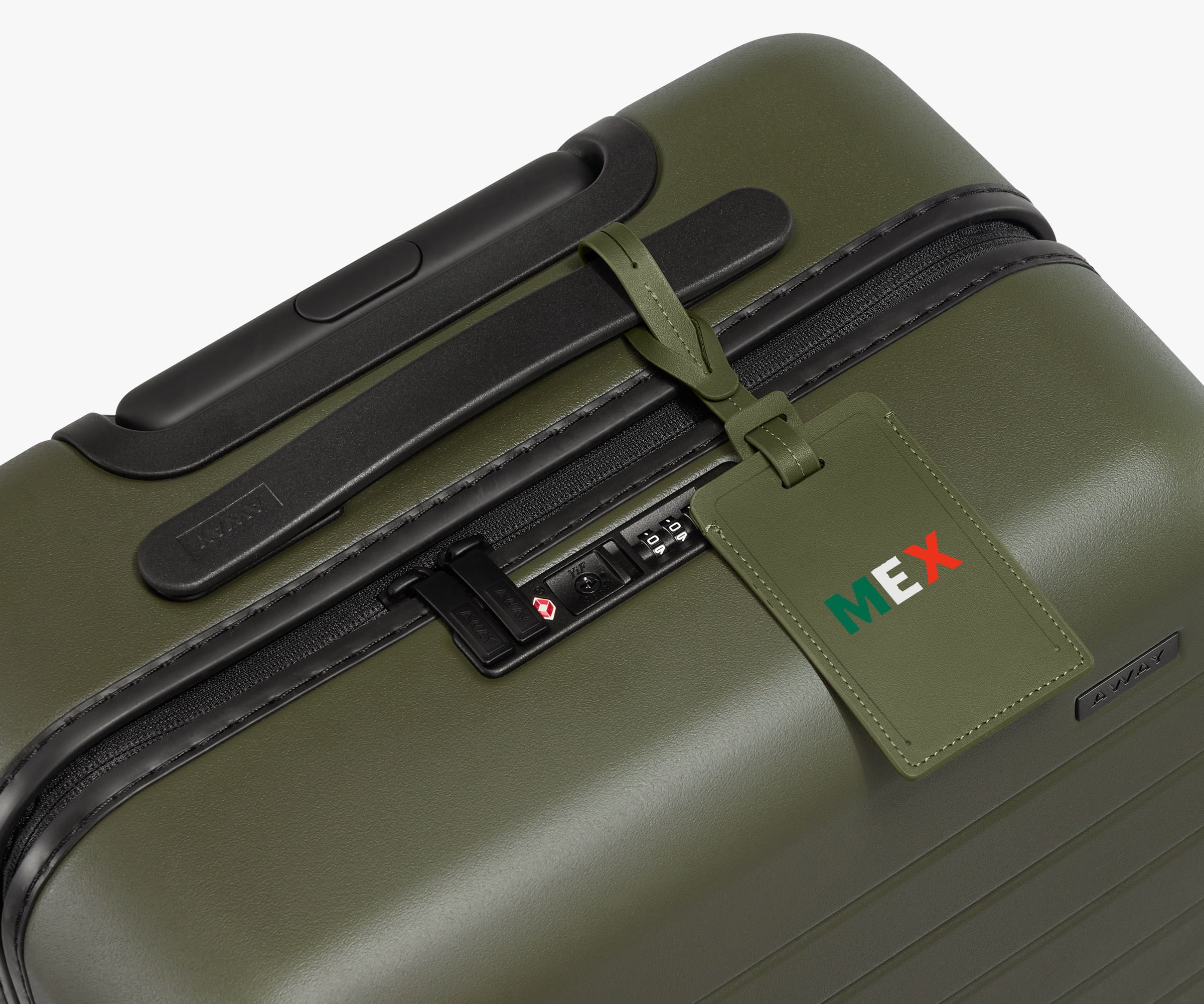 away-match-day-tiquette-bagage-cuir-mexico image 3
