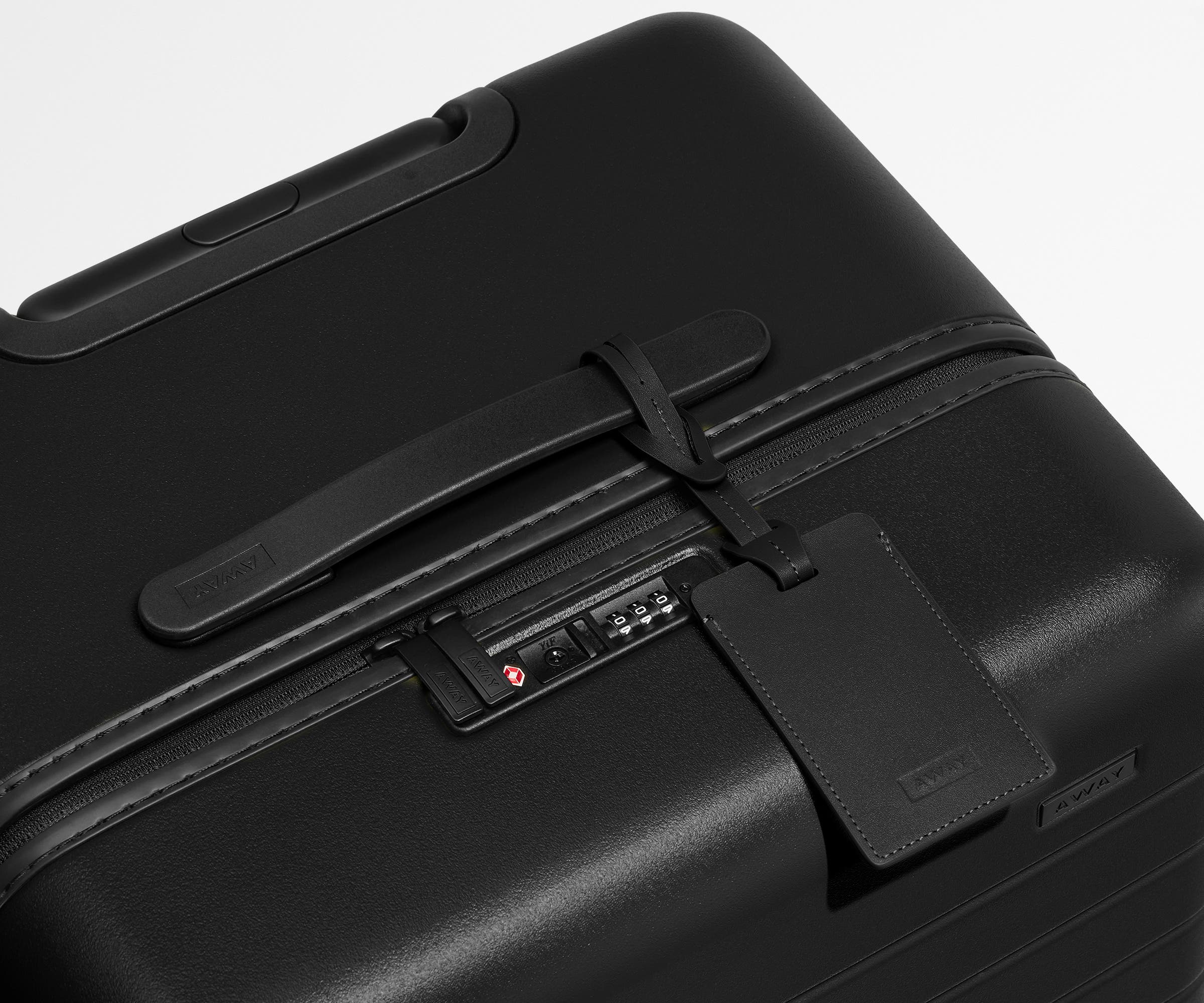 away-the-trunk-valise-soute-noir-coque-rigide image 8