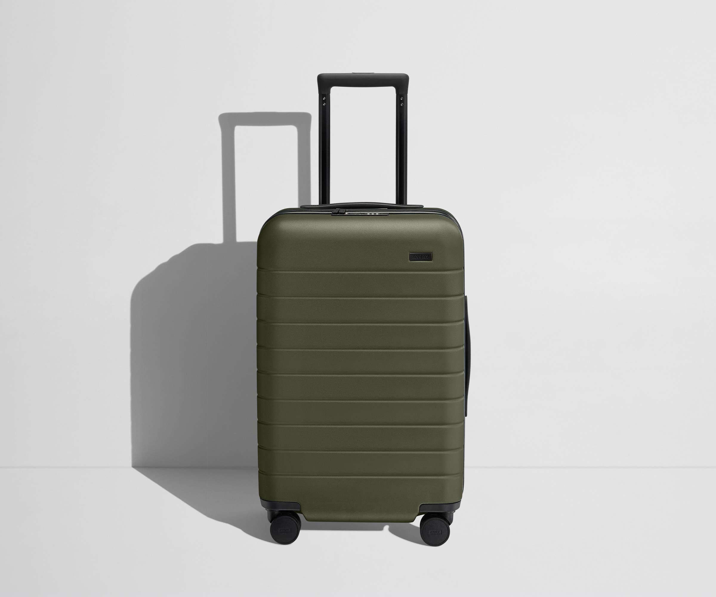 away-carry-on-flex-valise-cabine-vert-olive-extensible image 2