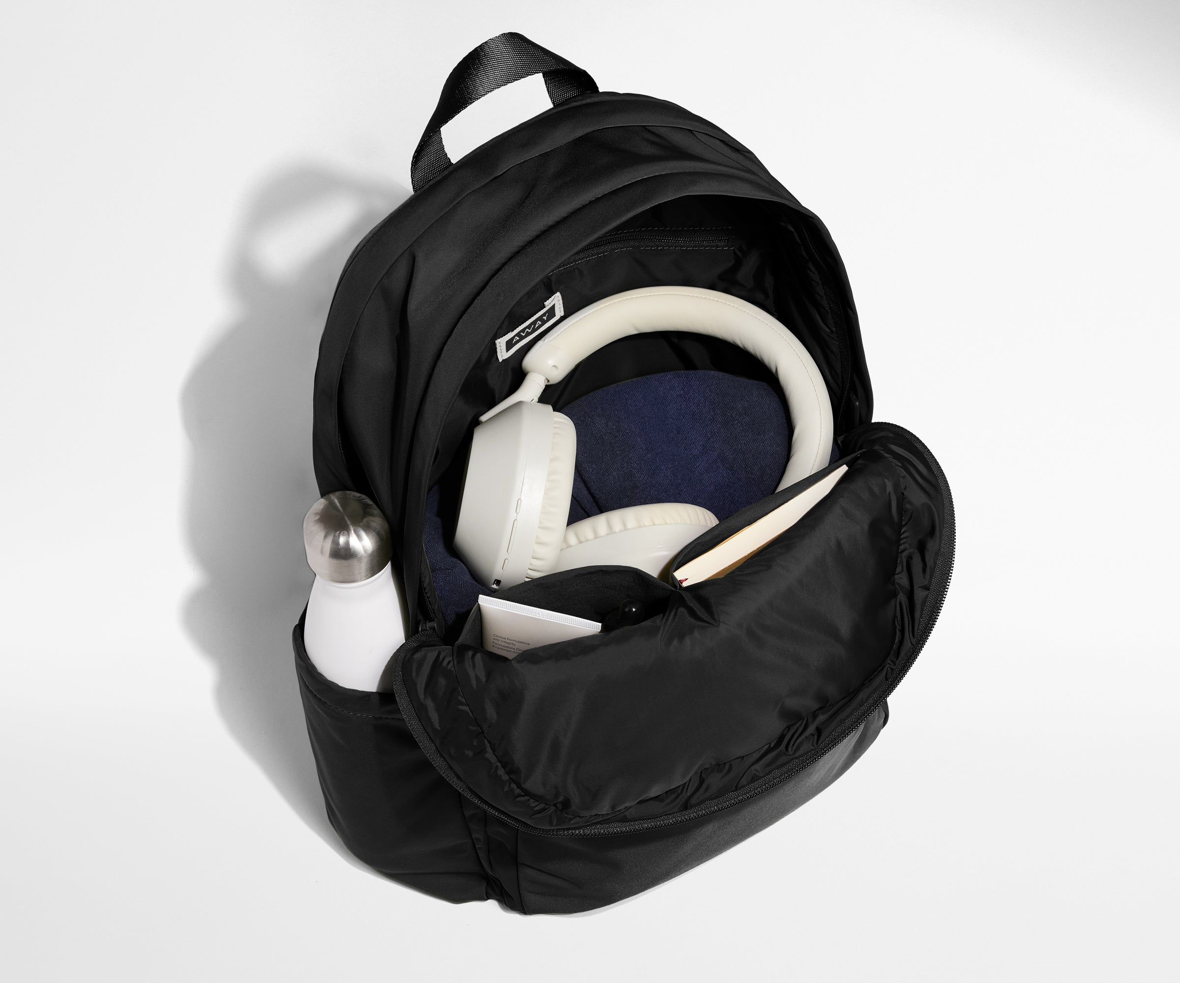 away-large-featherlight-backpack-sac-dos-noir-17-pouces-l-ger image 5