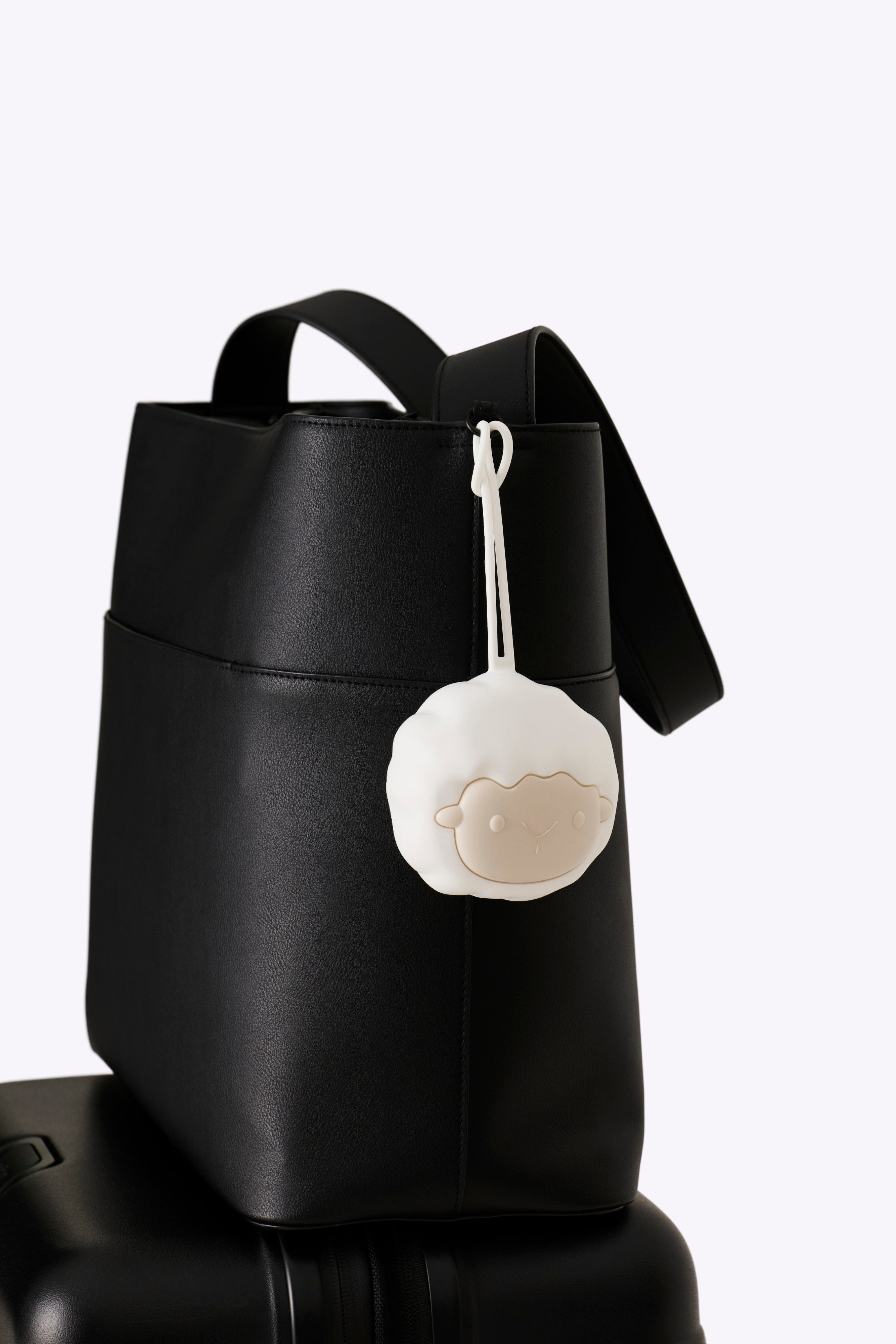 beis-accessories-porte-t-tine-baa-agneau-silicone-alimentaire image 2