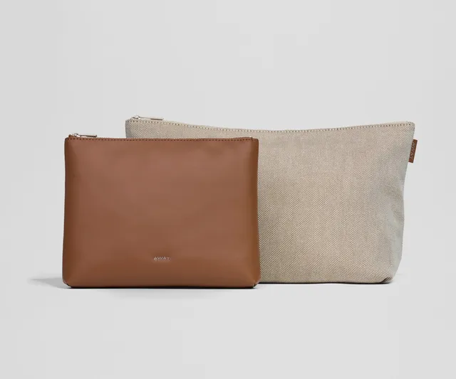 away-pouch-duo-trousse-voyage-marron-selle image 1