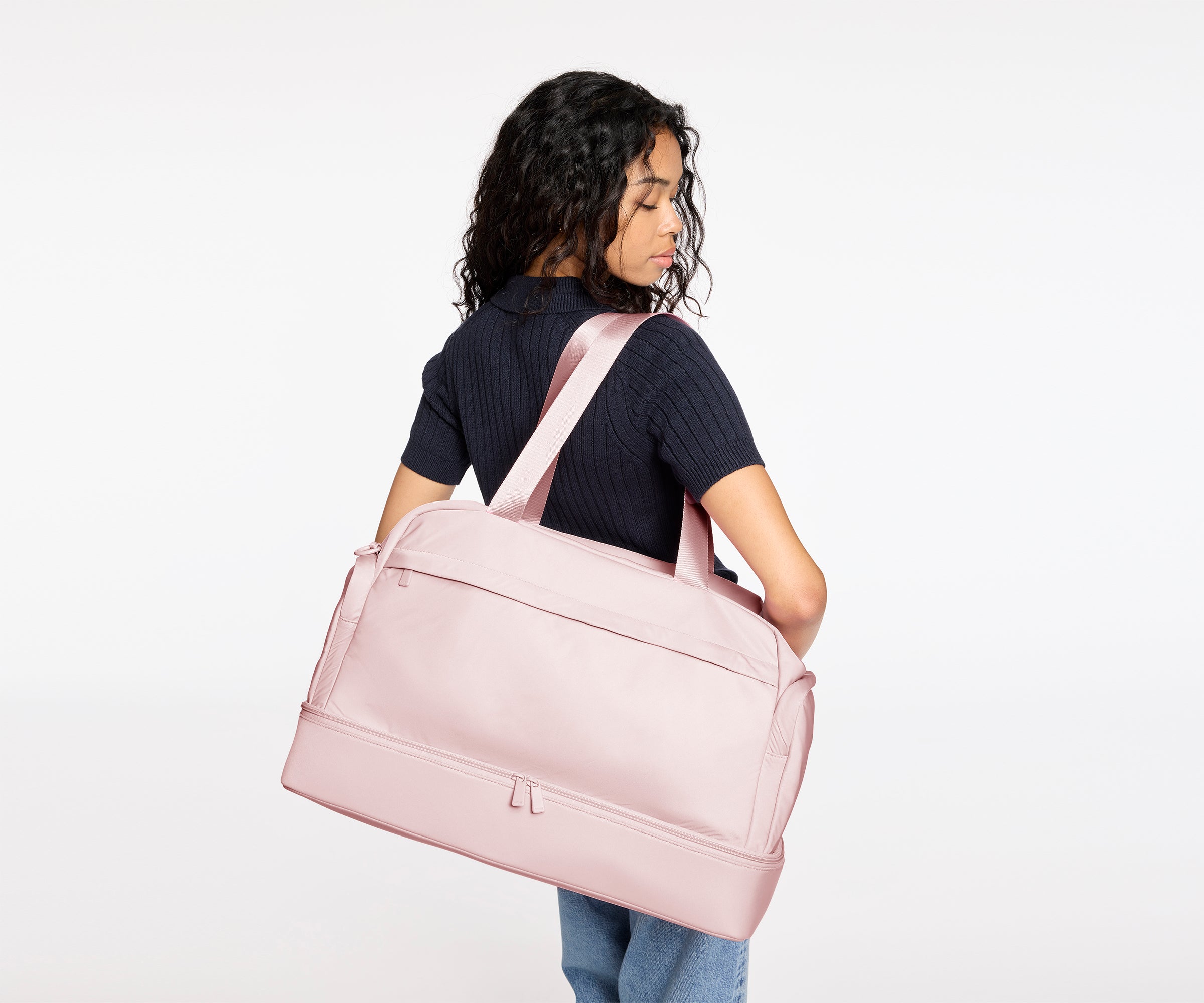 away-featherlight-weekender-sac-voyage-rose-blush-44l image 2