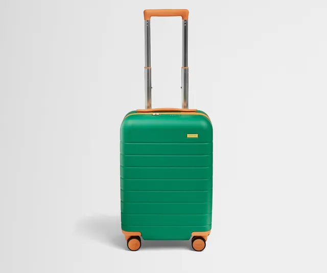 away-kids-carry-on-valise-enfant-cabine-vert-rigide-enfant image 1