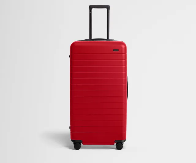 away-trunk-valise-soute-cherry-red-rigide image 1