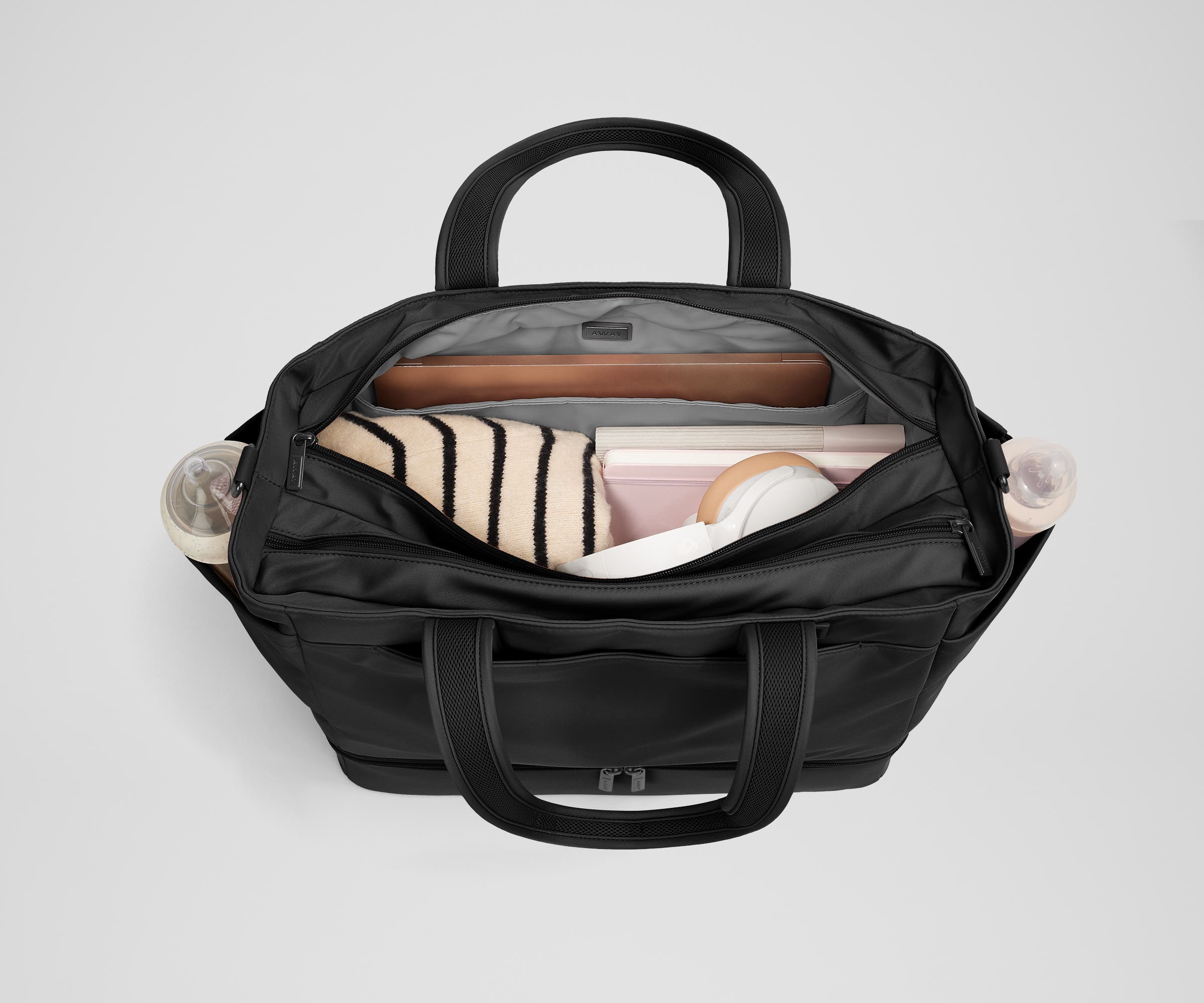 away-double-diaper-tote-sac-langer-jet-black-b-b image 5