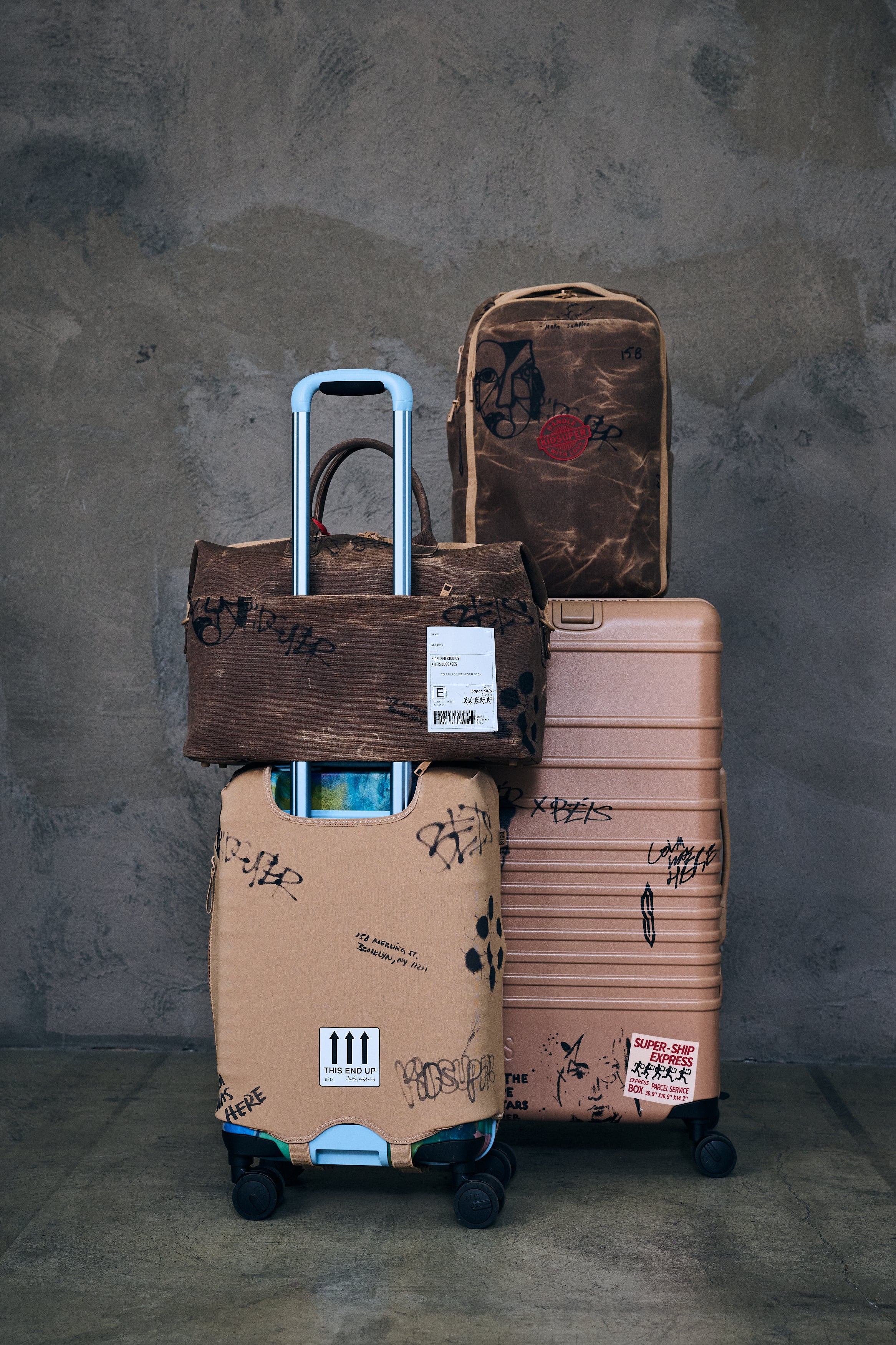 b-is-check-in-valise-soute-trunk-roller-cargo image 5