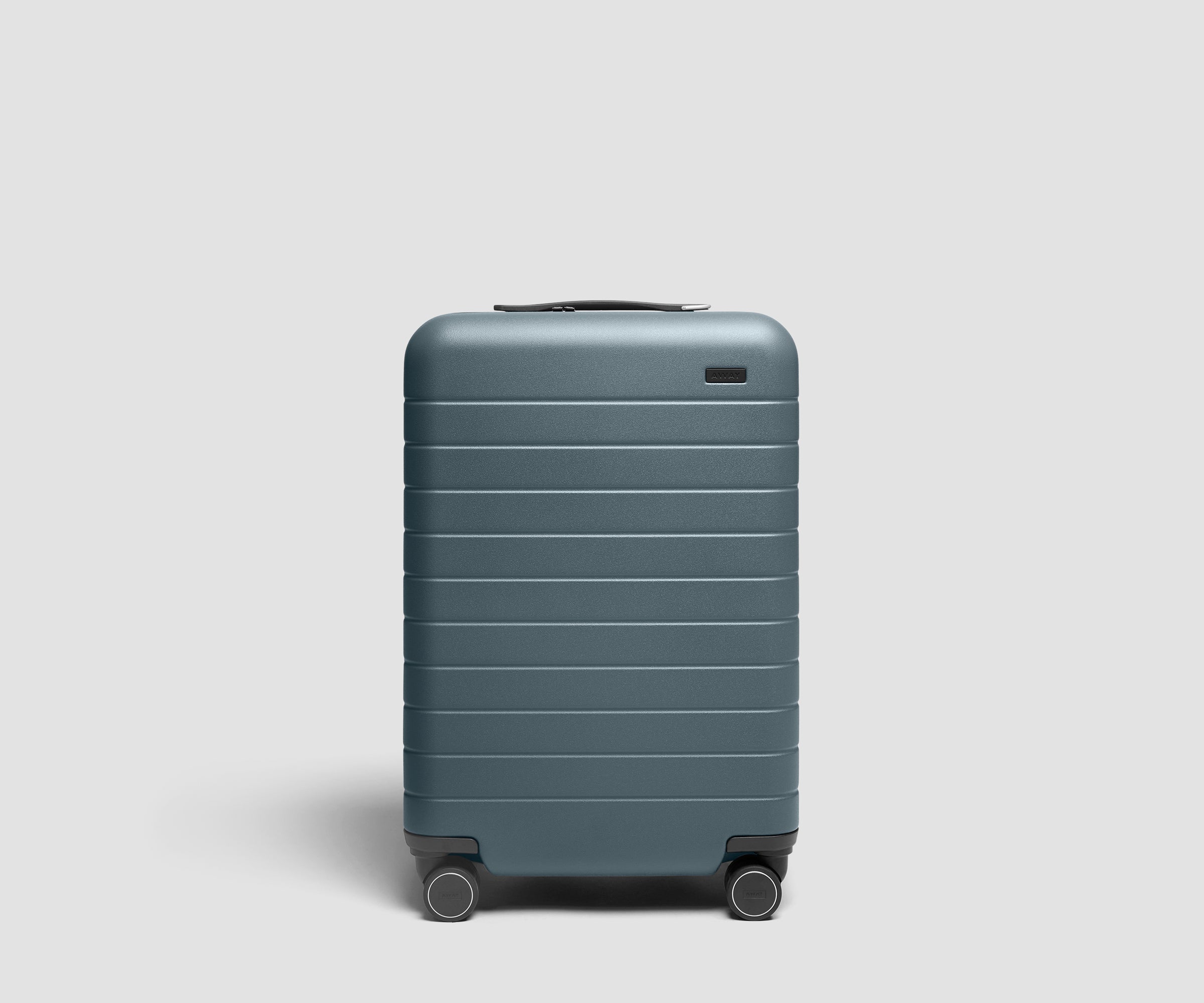 away-bigger-carry-on-3-valise-cabine-rigide-large image 4