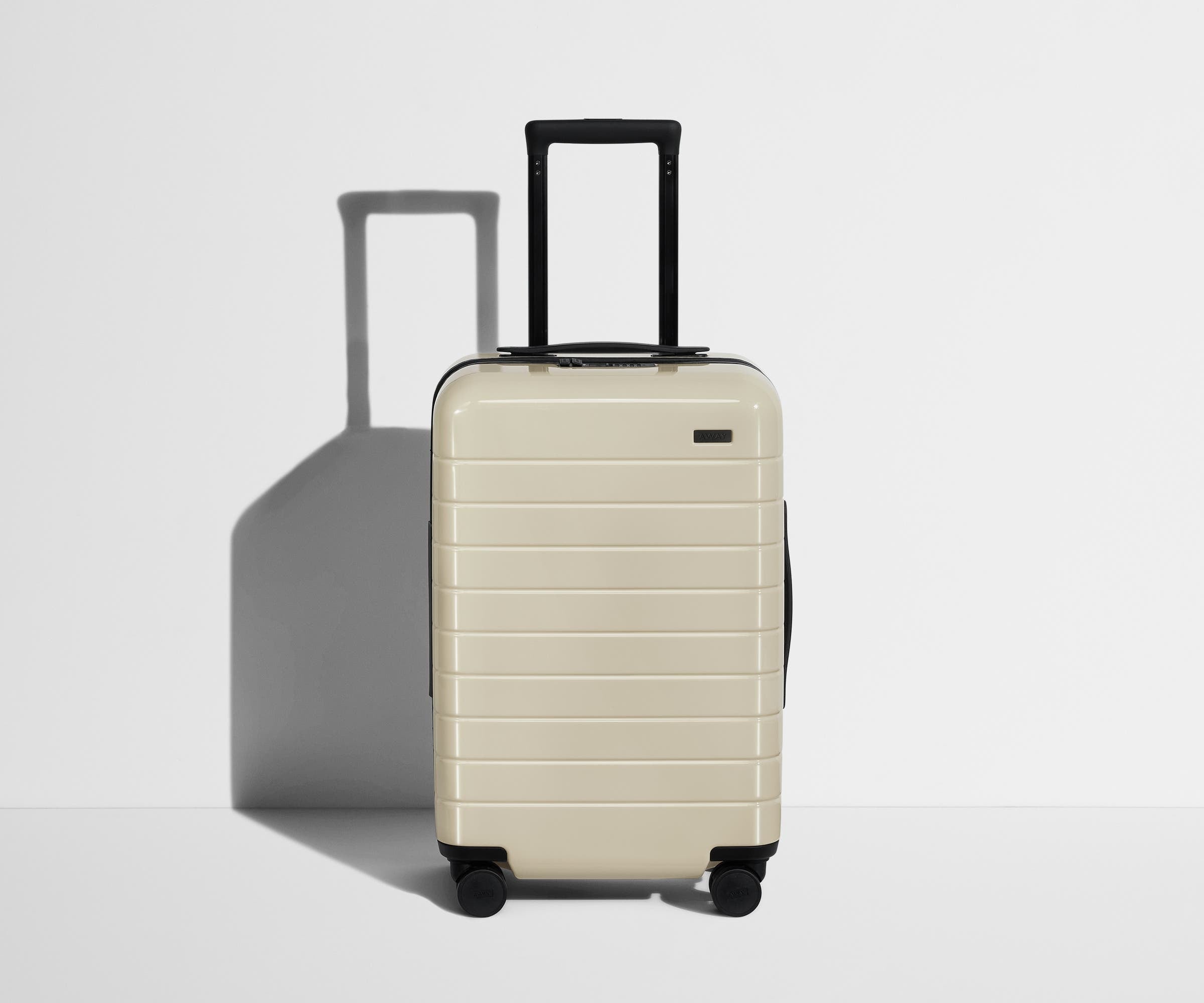away-the-carry-on-valise-cabine-blanc-sel-brillant image 1