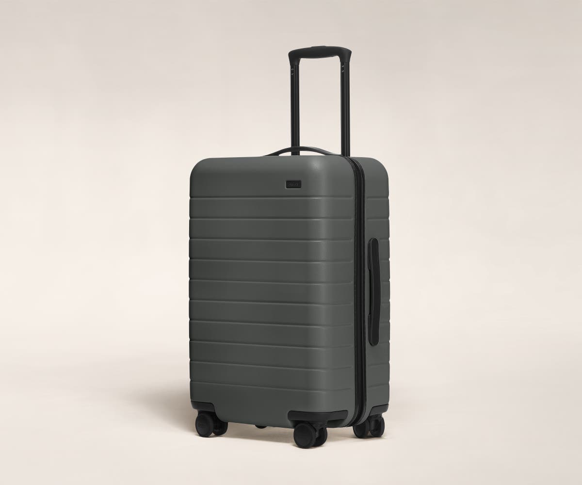 away-bigger-carry-on-valise-cabine-rigide-coast-blue image 4
