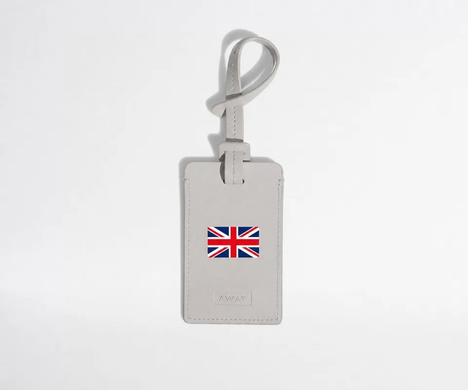 away-match-day-tiquette-bagage-england-cuir image 1