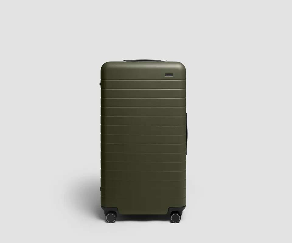 away-the-trunk-3-valise-soute-vert-olive image 1