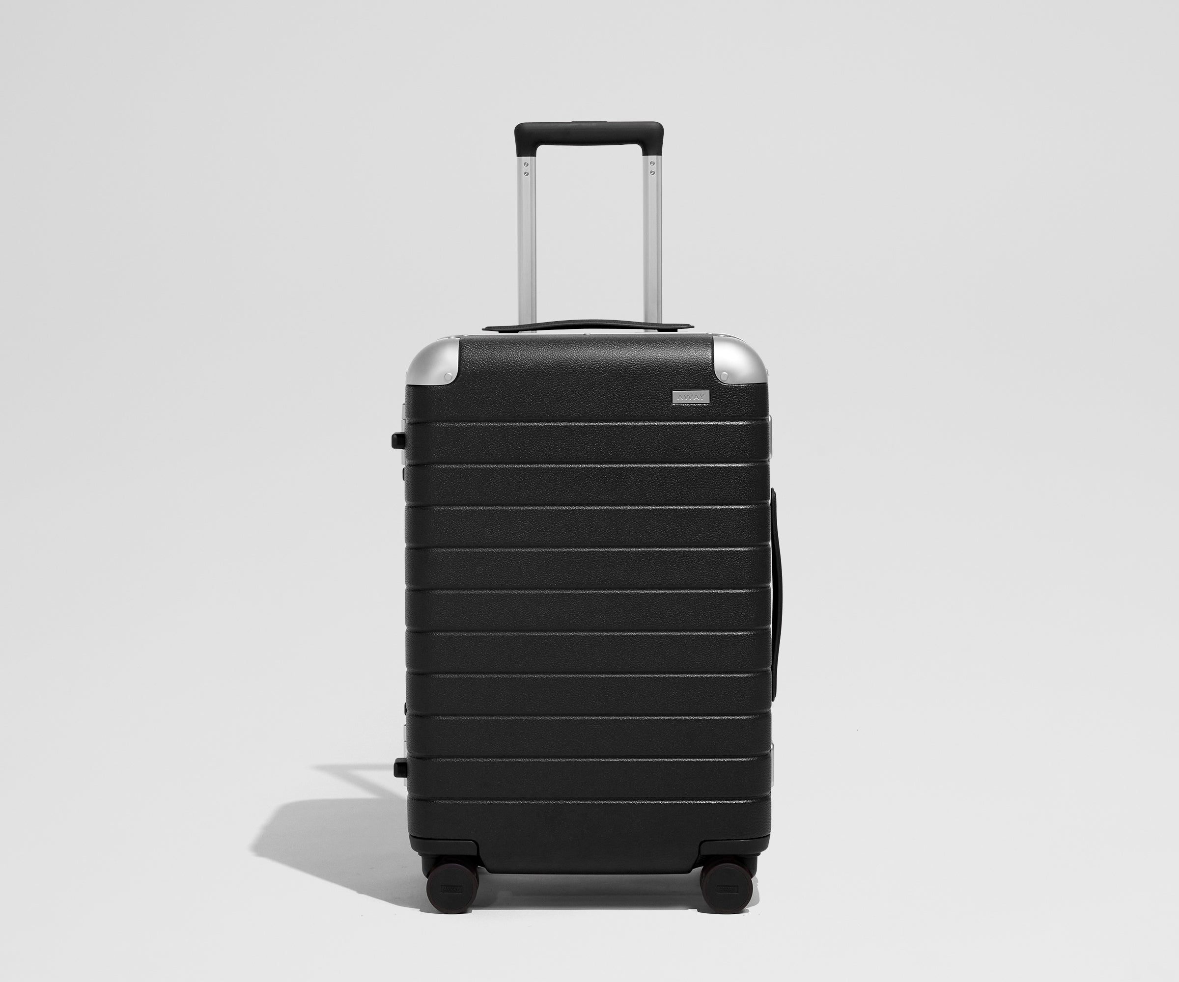 away-aluminum-edge-bigger-carry-on-valise-cabine-jet-black image 2