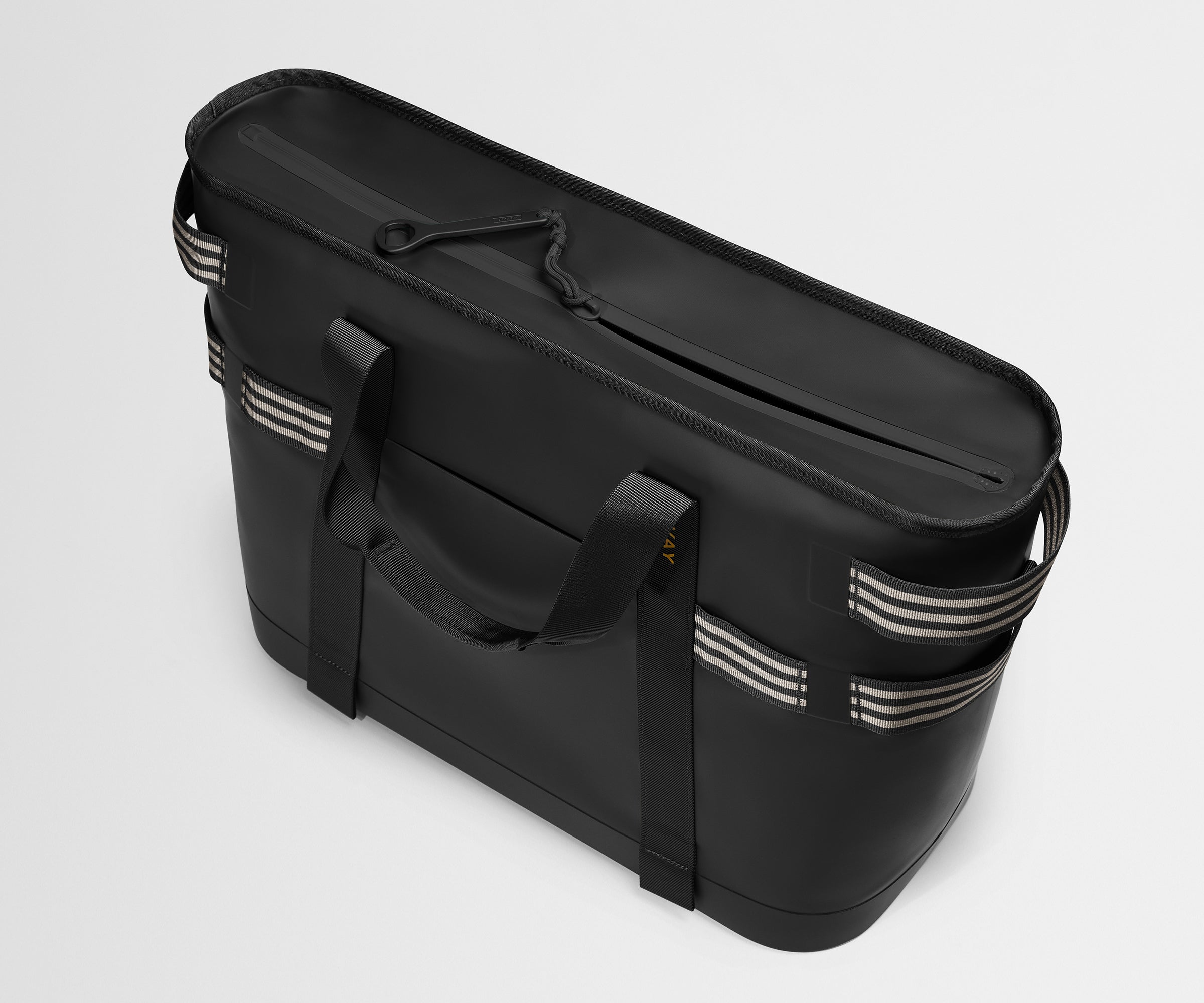 away-cooler-tote-sac-isotherme-jet-black-9h image 8