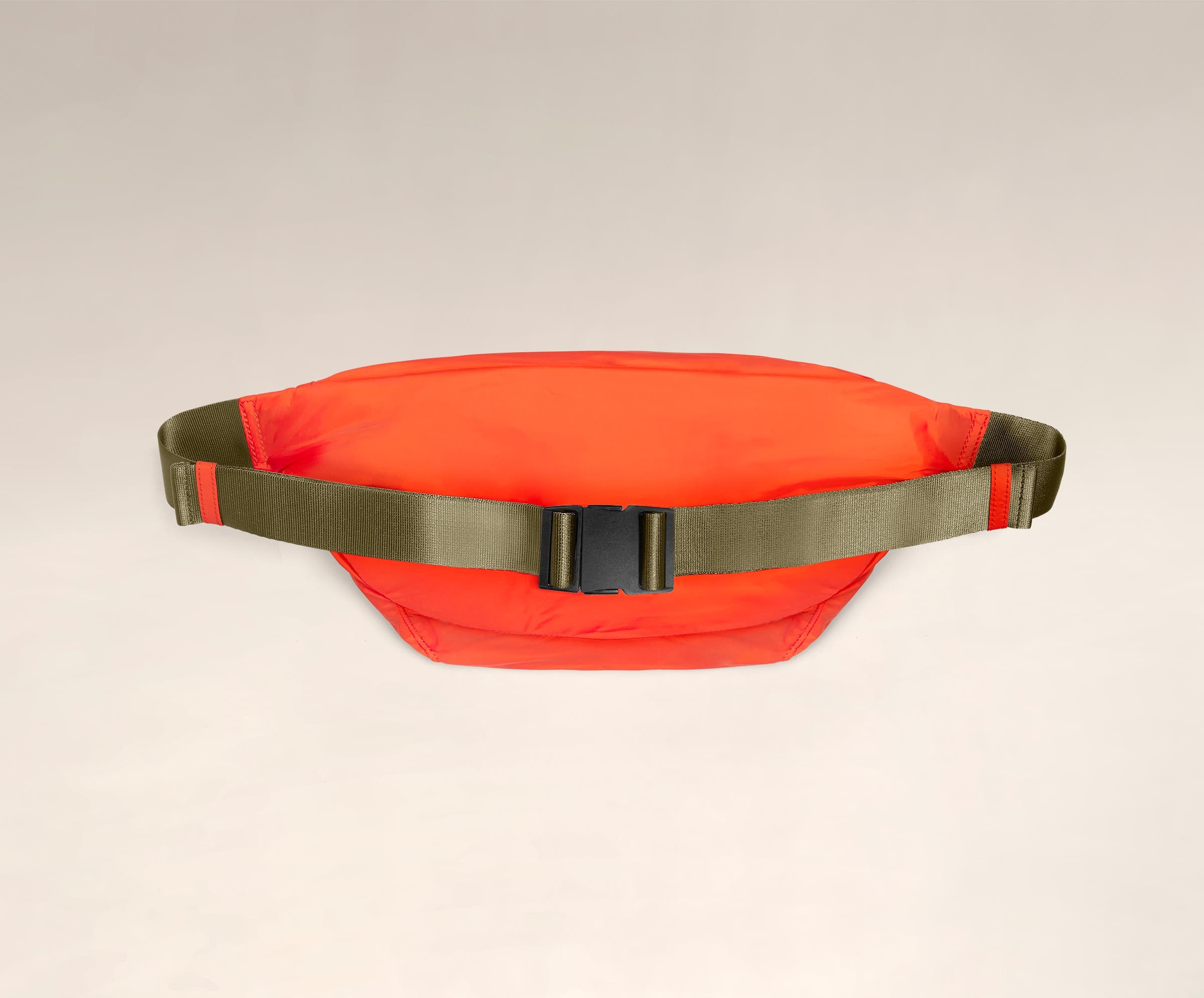 away-packable-sling-sac-bandouli-re-cayenne-pliable image 2