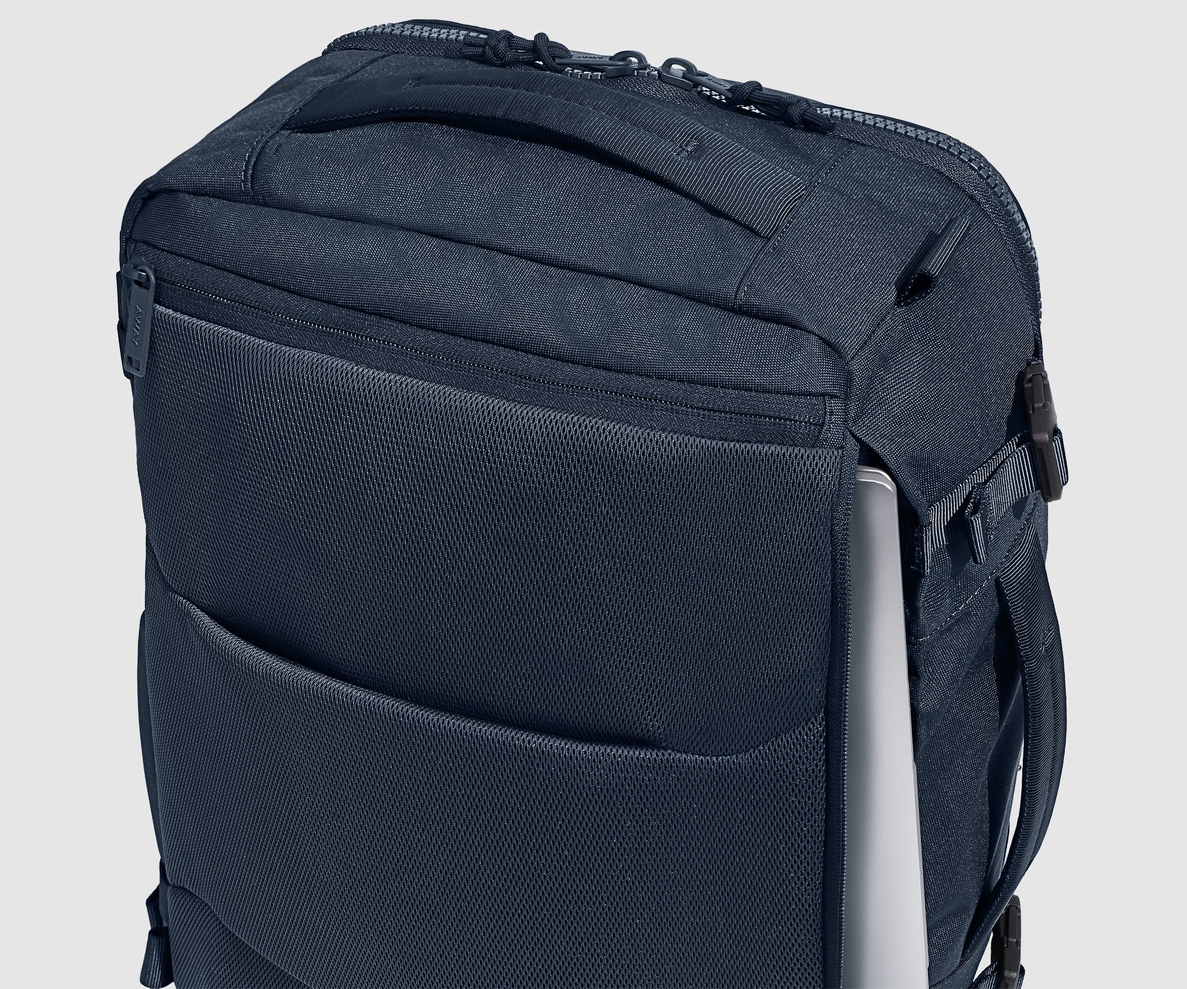 away-active-sac-dos-convertible-25l-navy-blue-bleu image 4