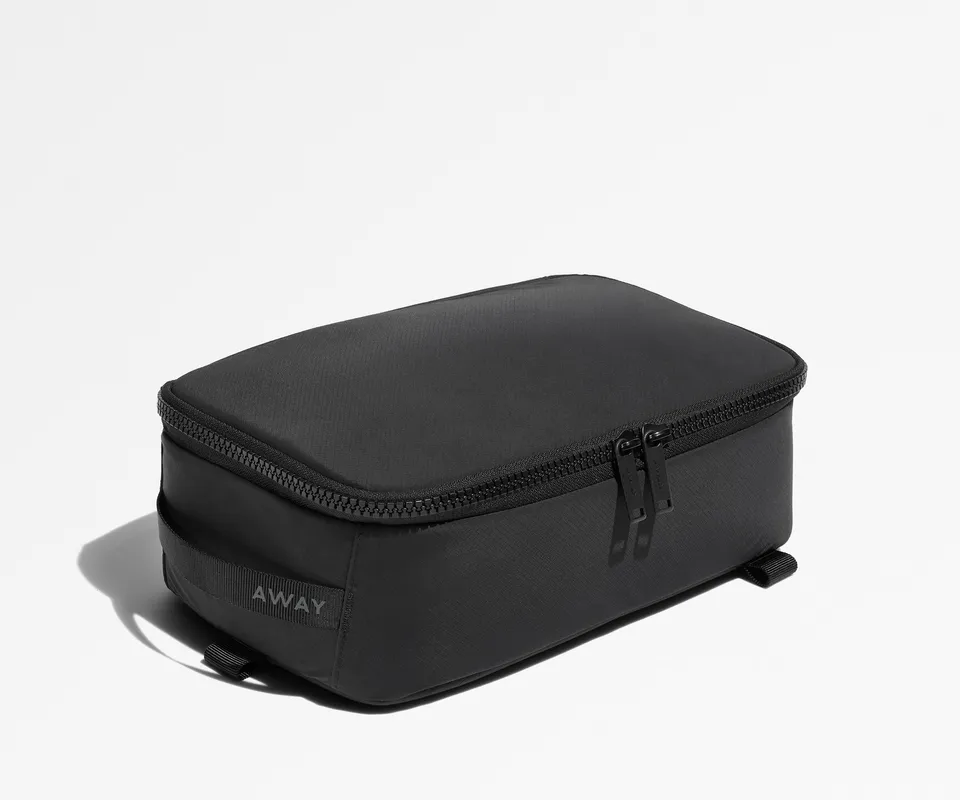away-protective-packing-cube-cube-rangement-jet-black-matelass image 1