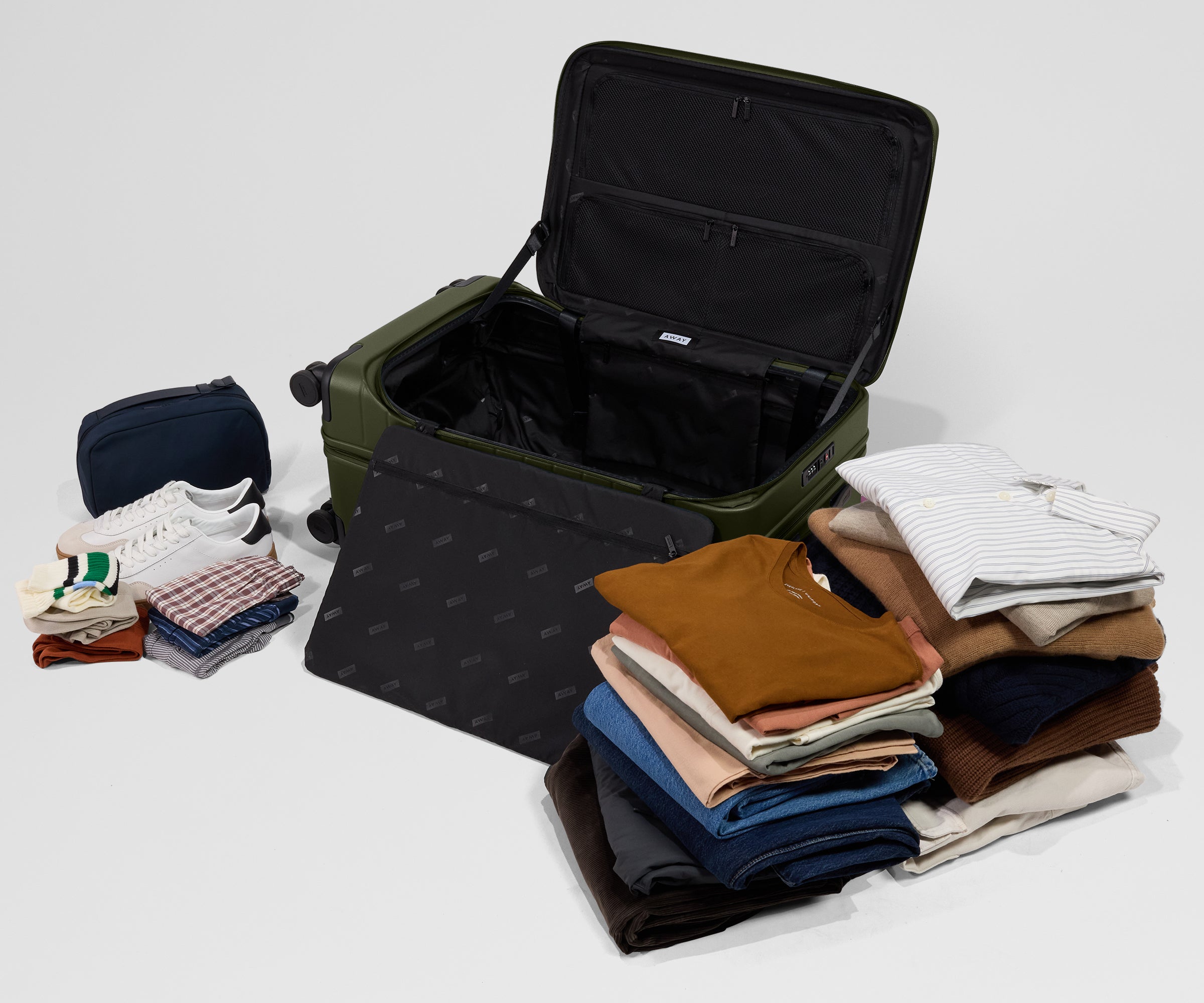 away-topside-medium-trunk-valise-soute-verte-olive image 4